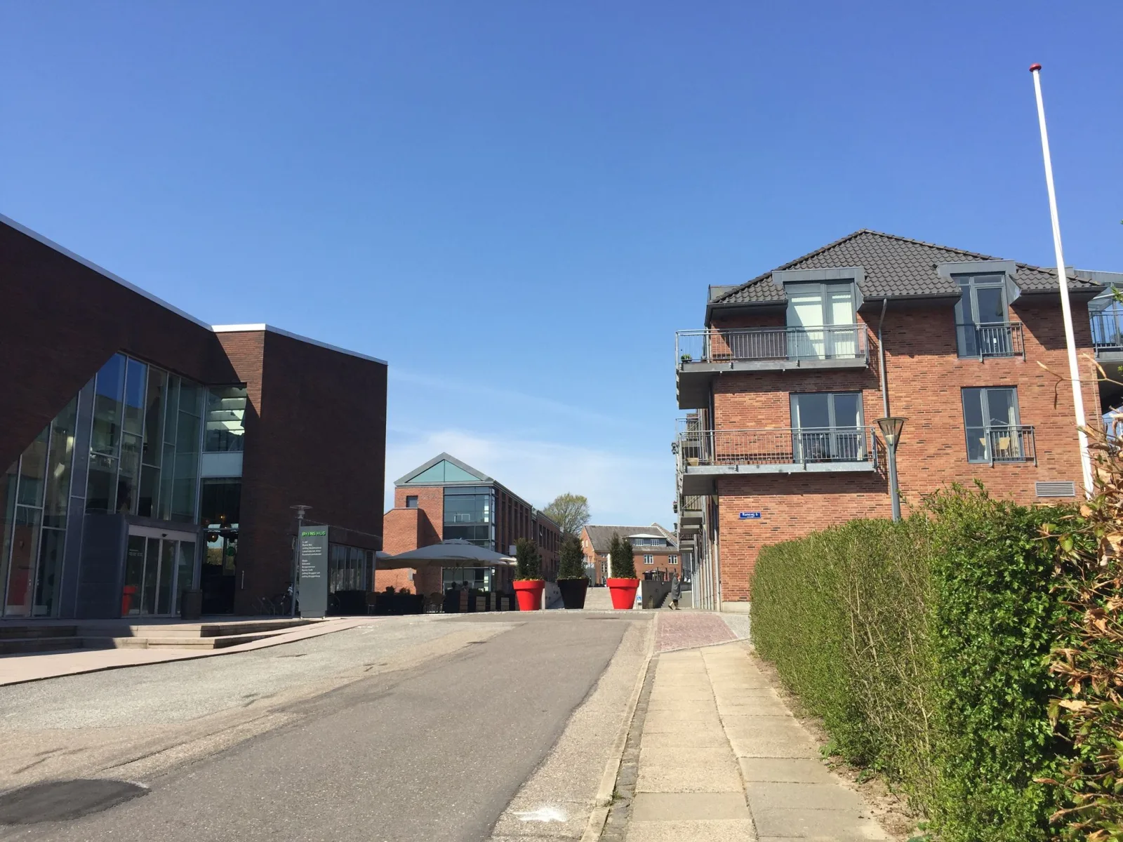Mapillary-Foto in der Nähe von Byens- Bio