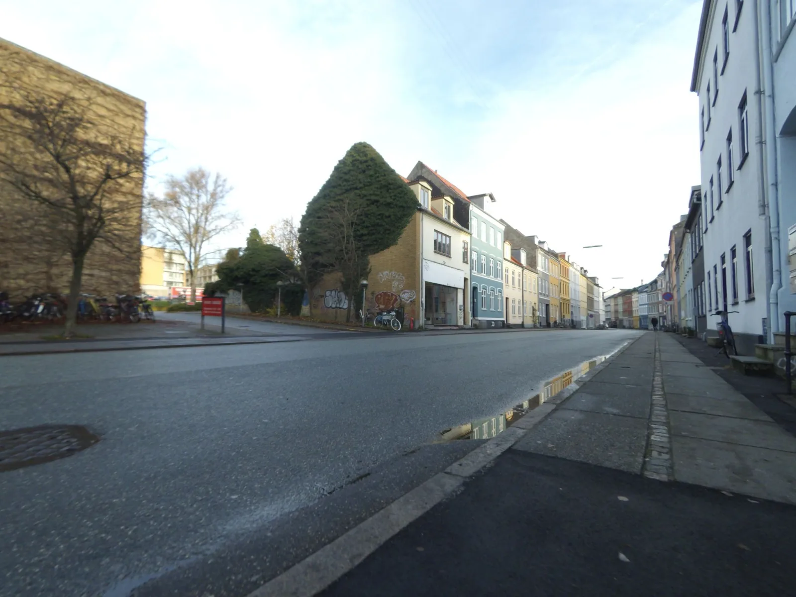 Mapillary-foto nær PureGym