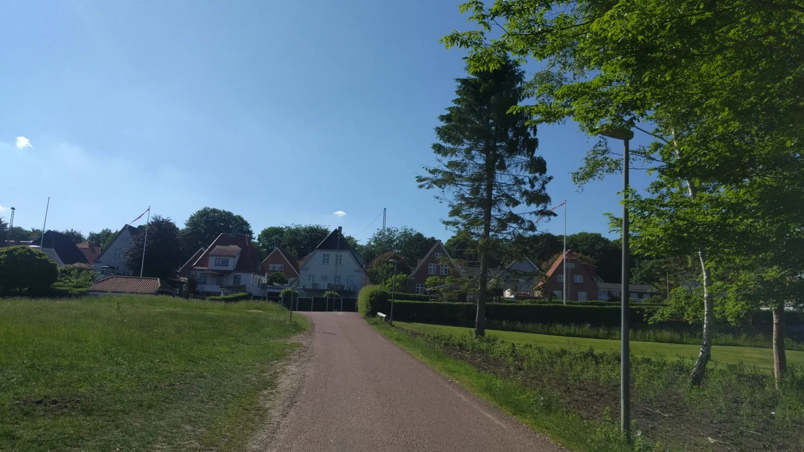 Mapillary-Foto in der Nähe von Body & Mind Studio