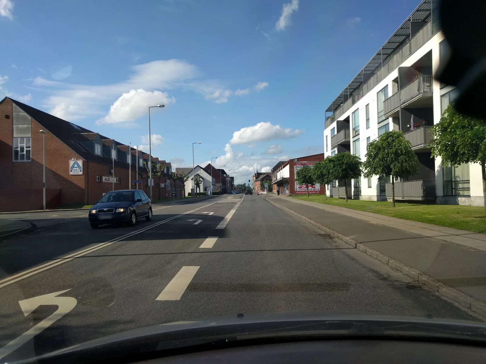 Mapillary-foto nær PureGym Odder