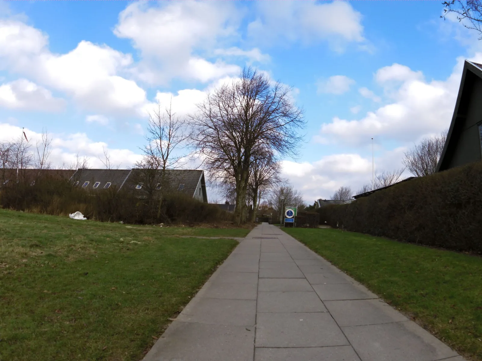 Mapillary-foto nær Motion & Liv