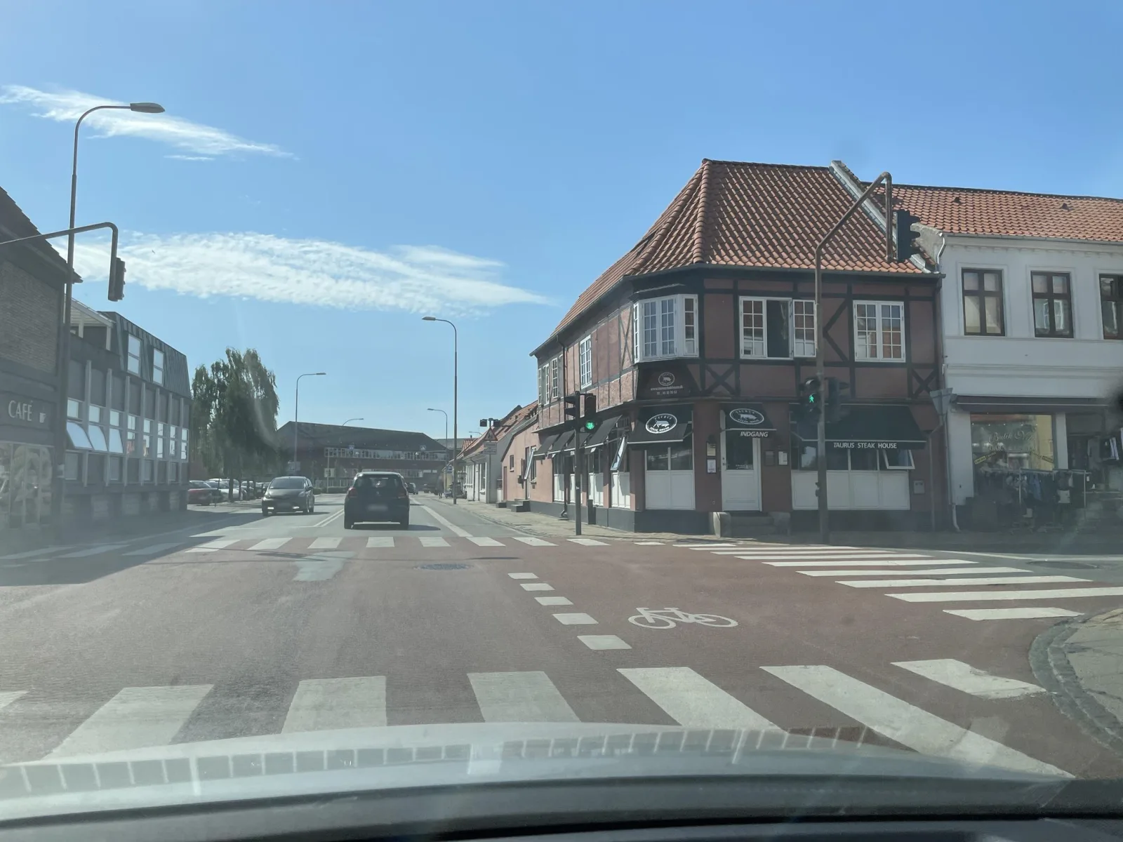 Mapillary-Foto in der Nähe von Foreningen Kerteminde Kino