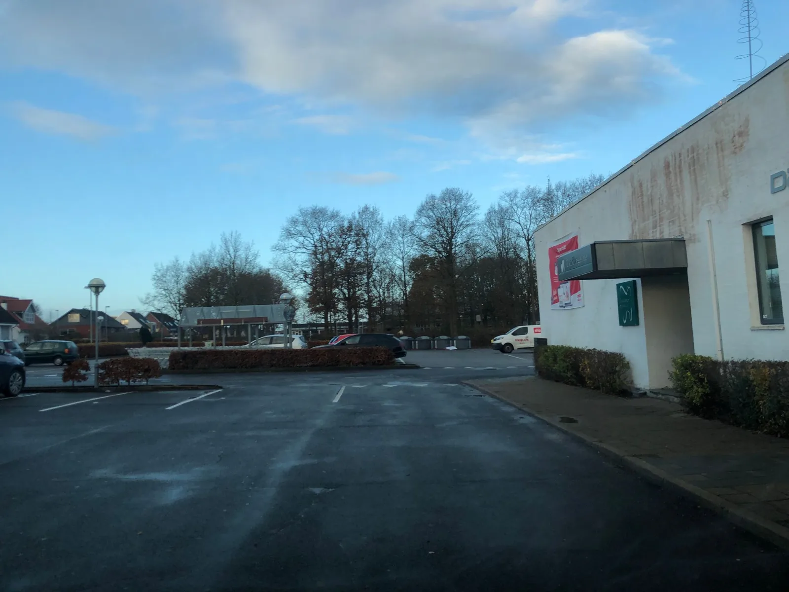 Mapillary-Foto in der Nähe von Svenstrup Fysioterapi & Fitness