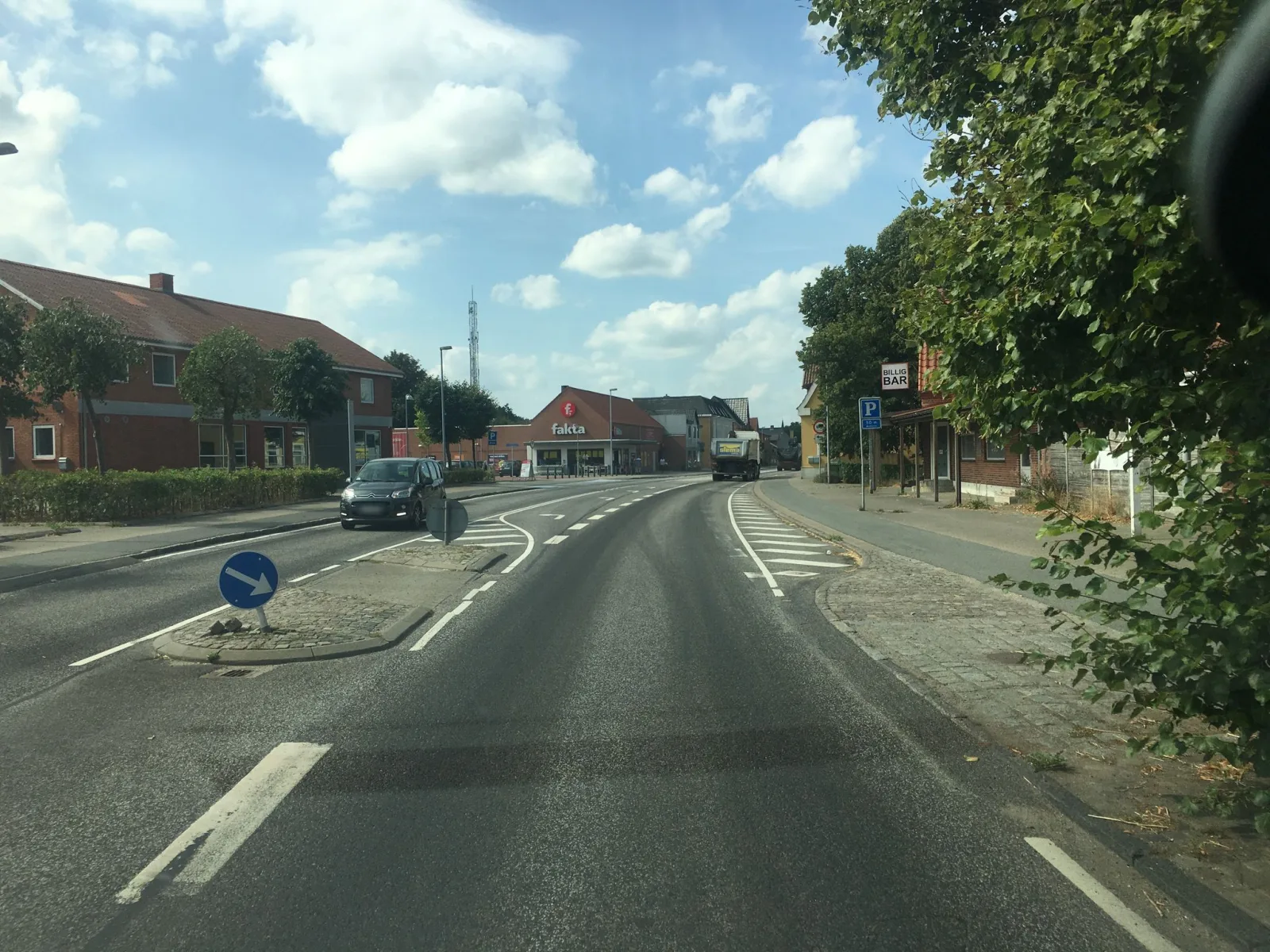 Mapillary-foto nær Safe & fit