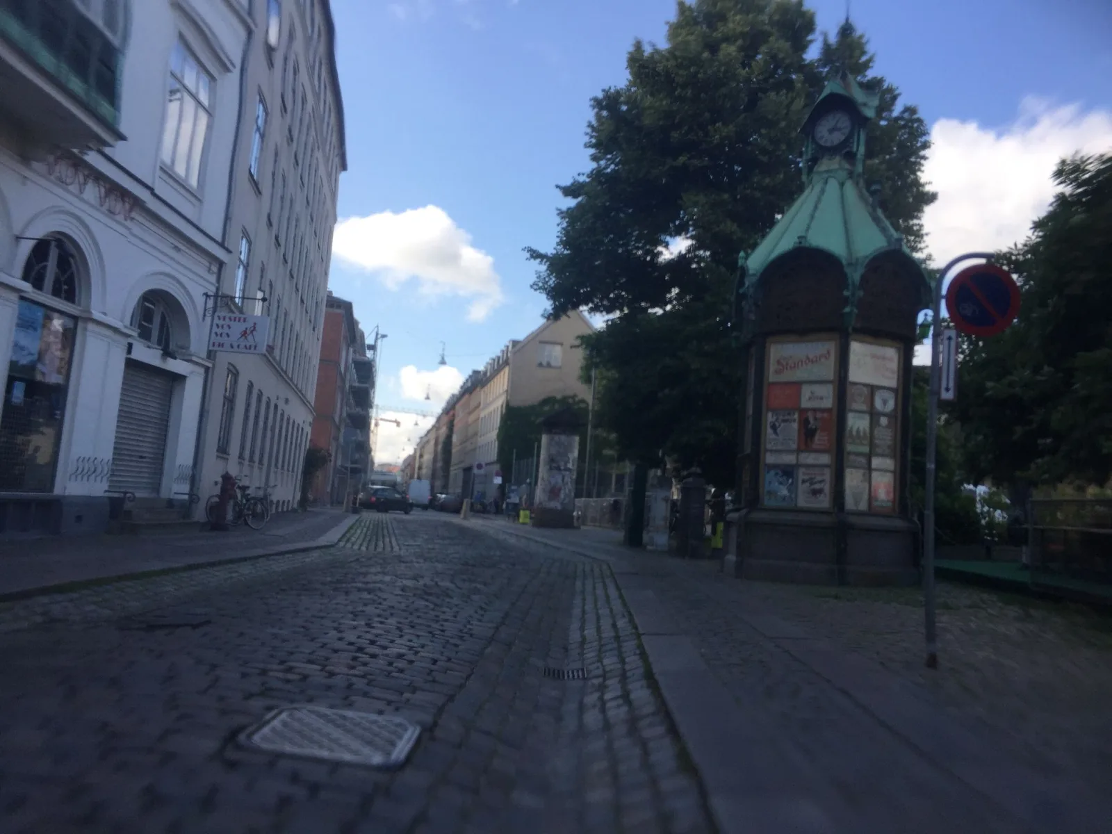 Mapillary-Foto in der Nähe von Vester Vov Vov