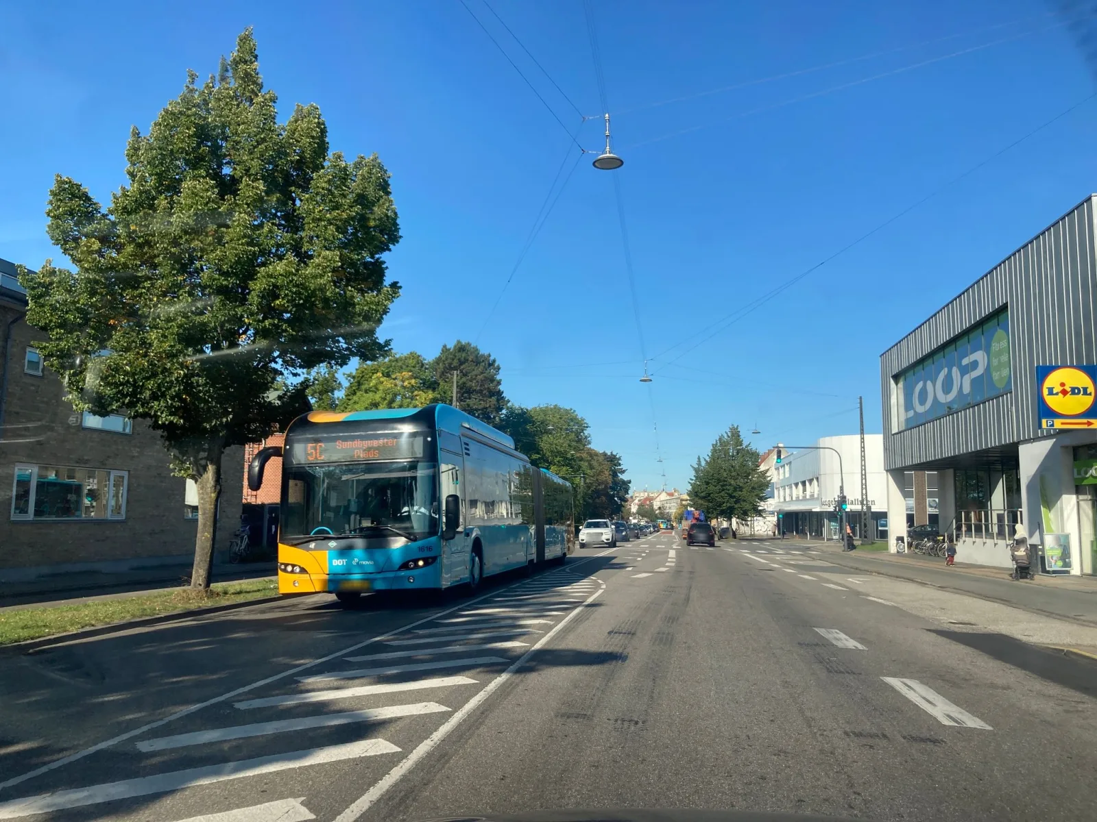 Mapillary-foto nær PureGym