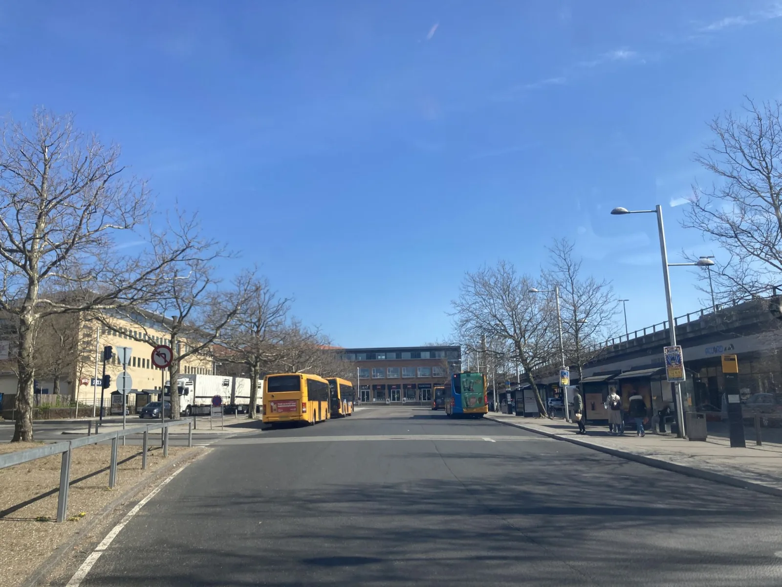 Mapillary-Foto in der Nähe von PureGym