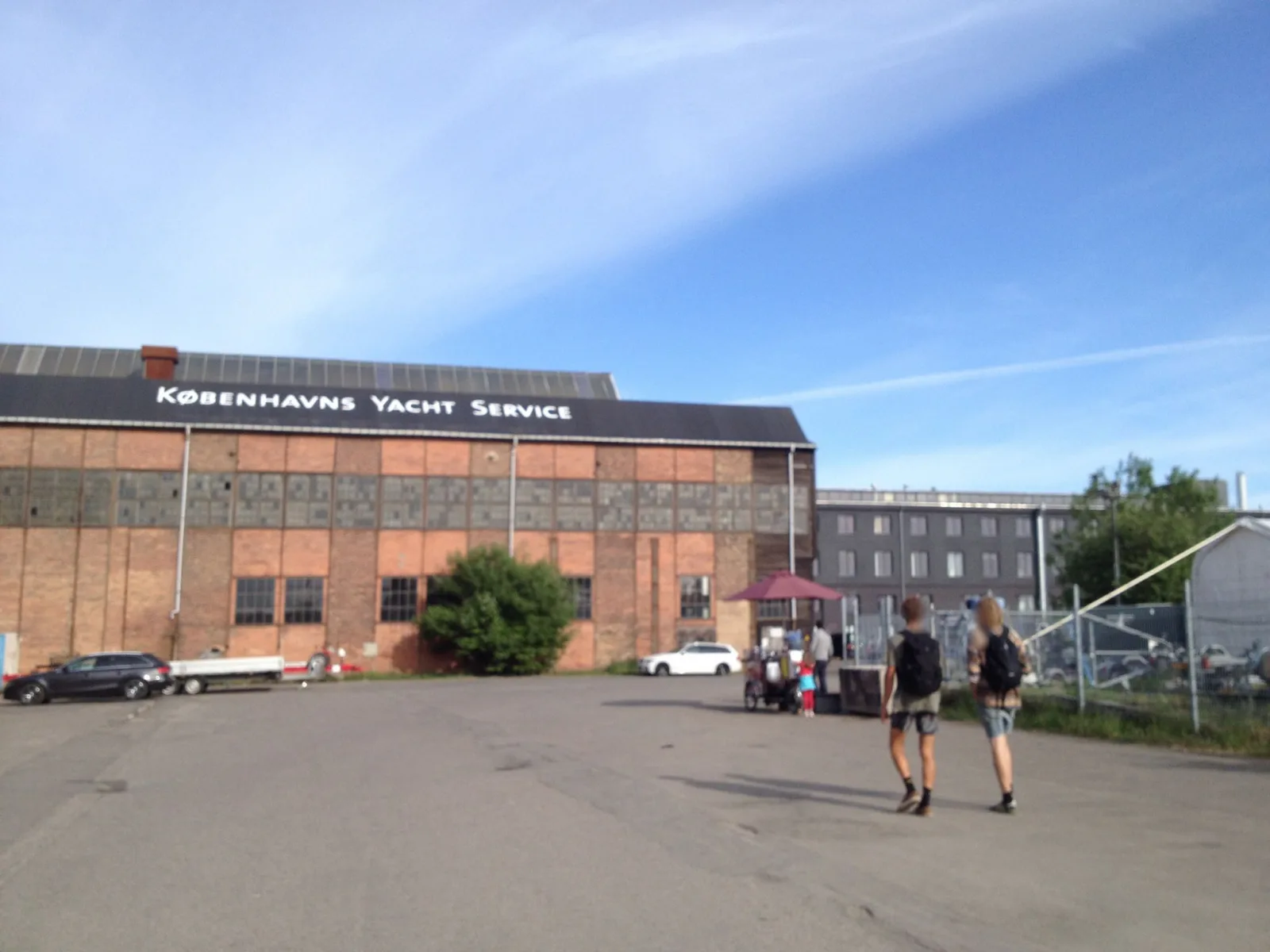 Mapillary-foto nær Blocs and Walls