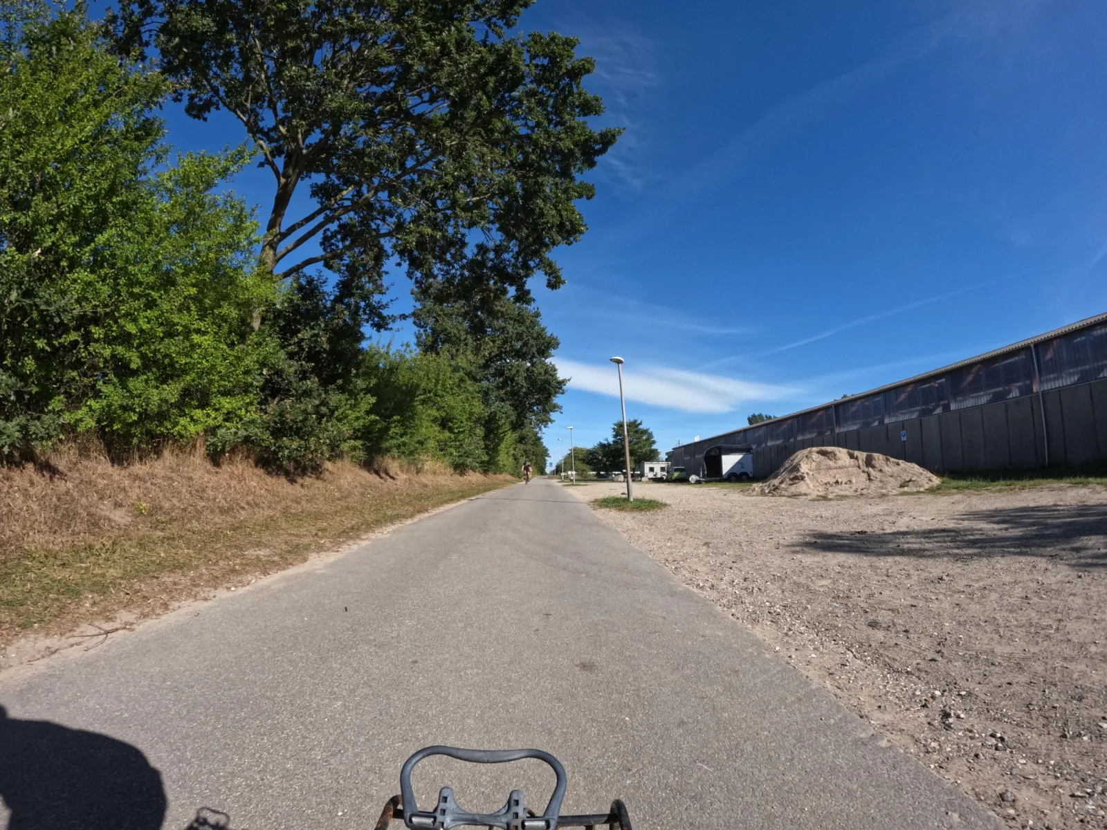 Mapillary-Foto in der Nähe von Vestegnens Rideklub
