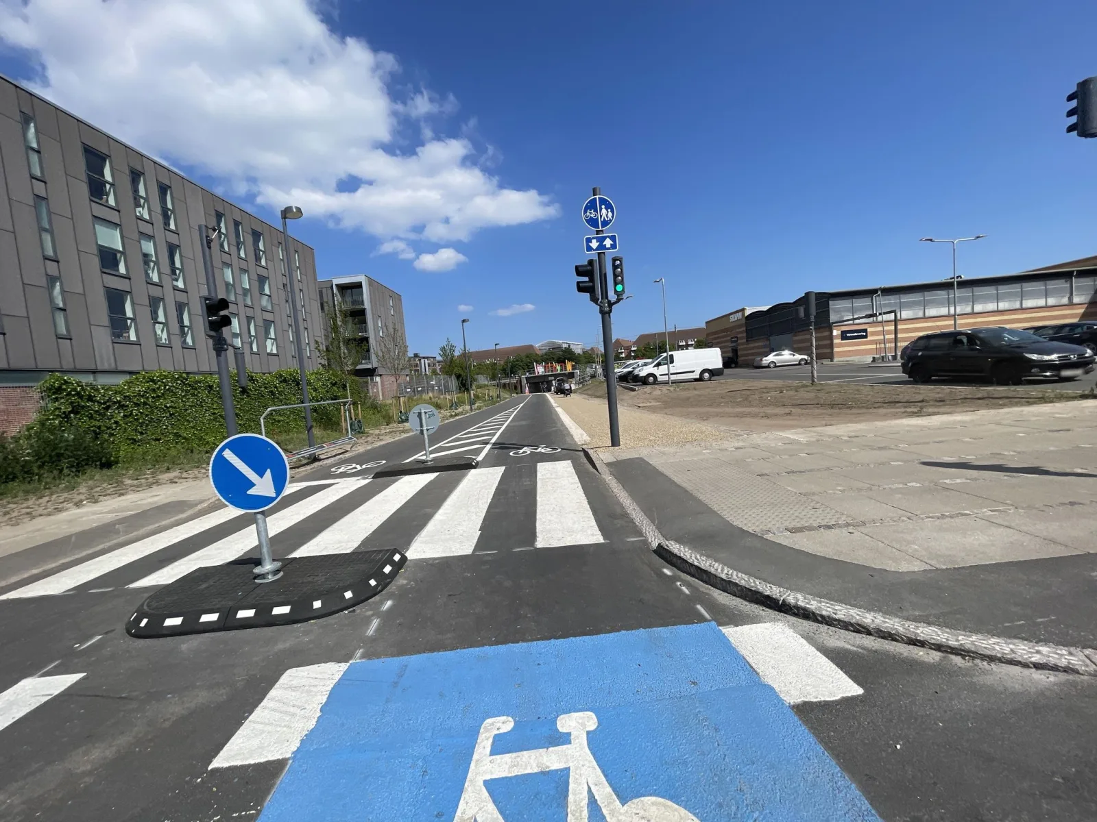 Mapillary-Foto in der Nähe von PureGym