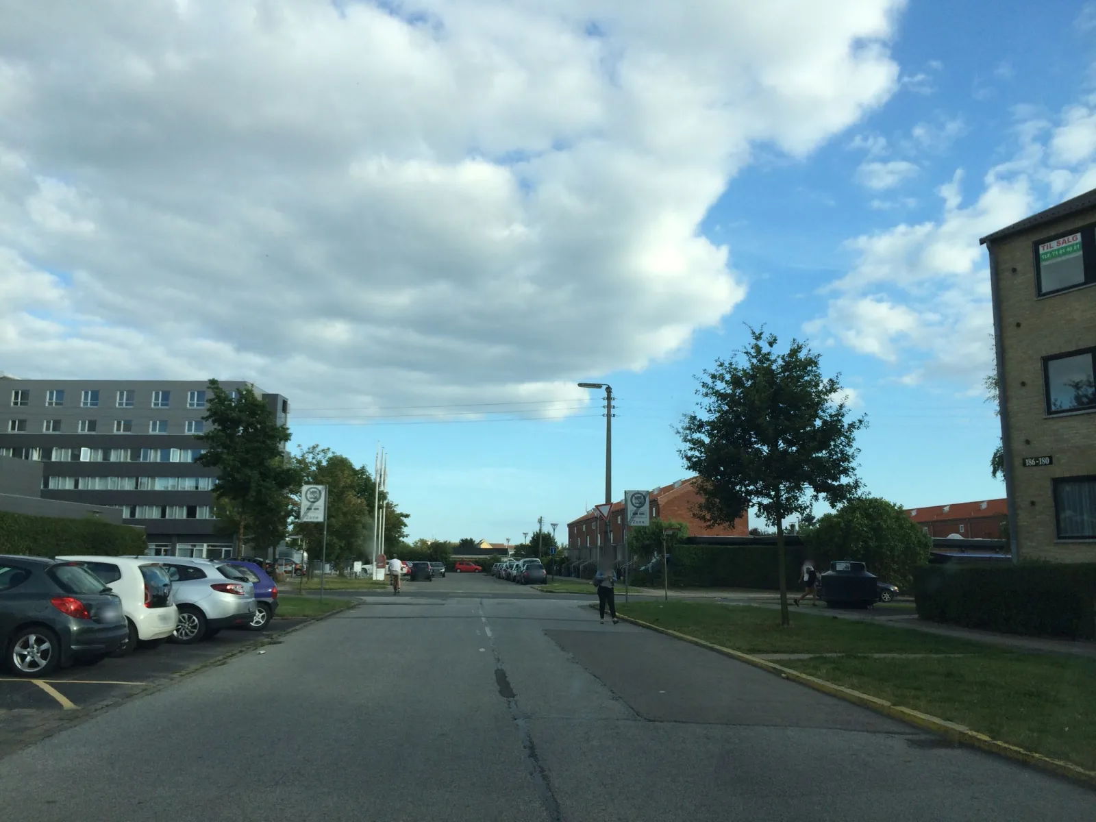Mapillary-Foto in der Nähe von FitnessX