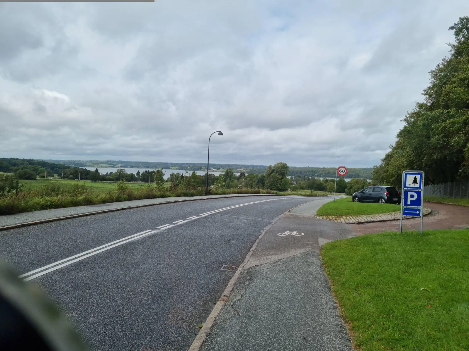 Mapillary-Foto in der Nähe von Åsebakken
