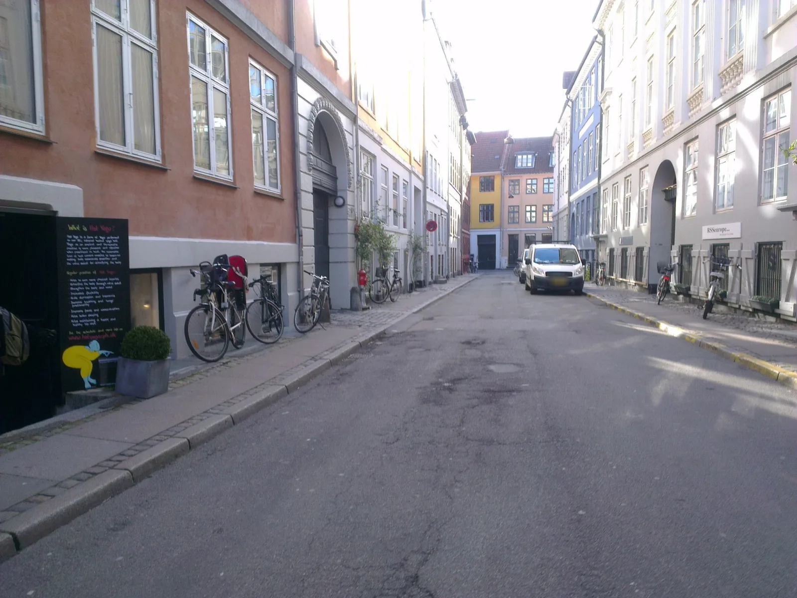 Mapillary-foto nær Kailo yoga