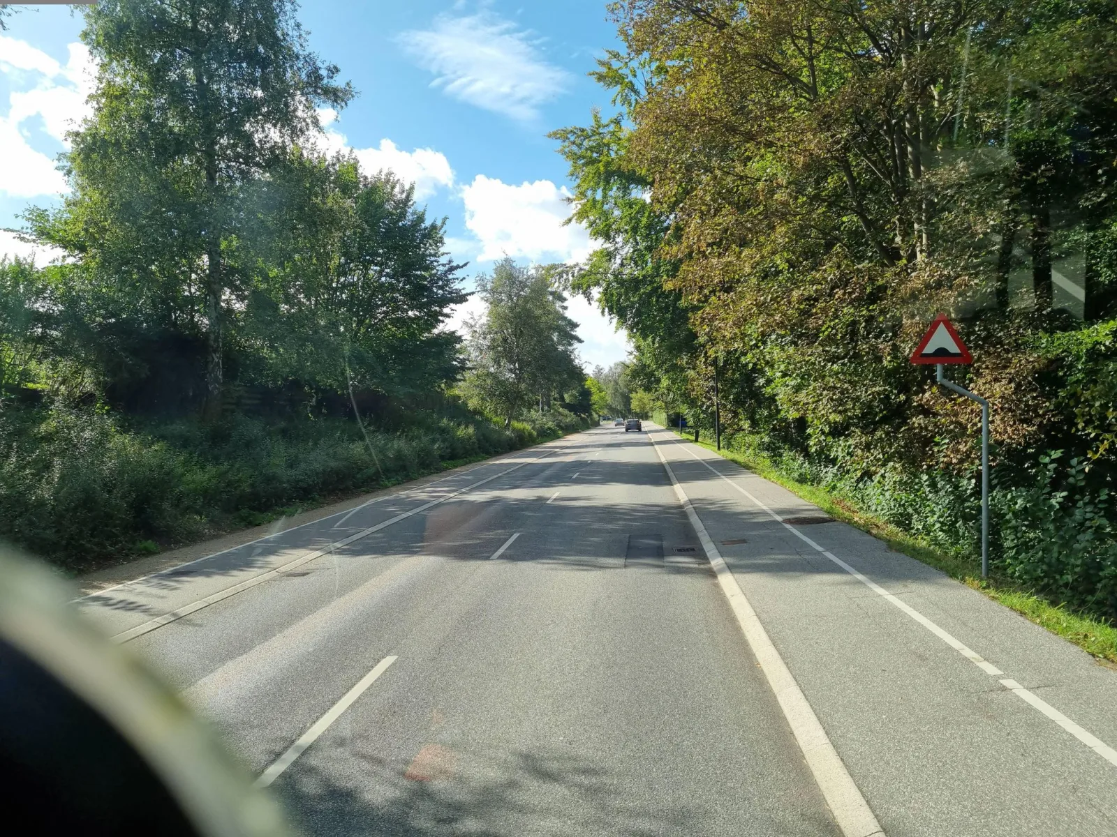 Mapillary-Foto in der Nähe von Rundforbi Tennishal