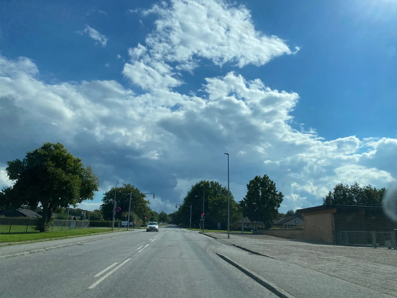 Mapillary-foto nær Hjortebro Svømmehal