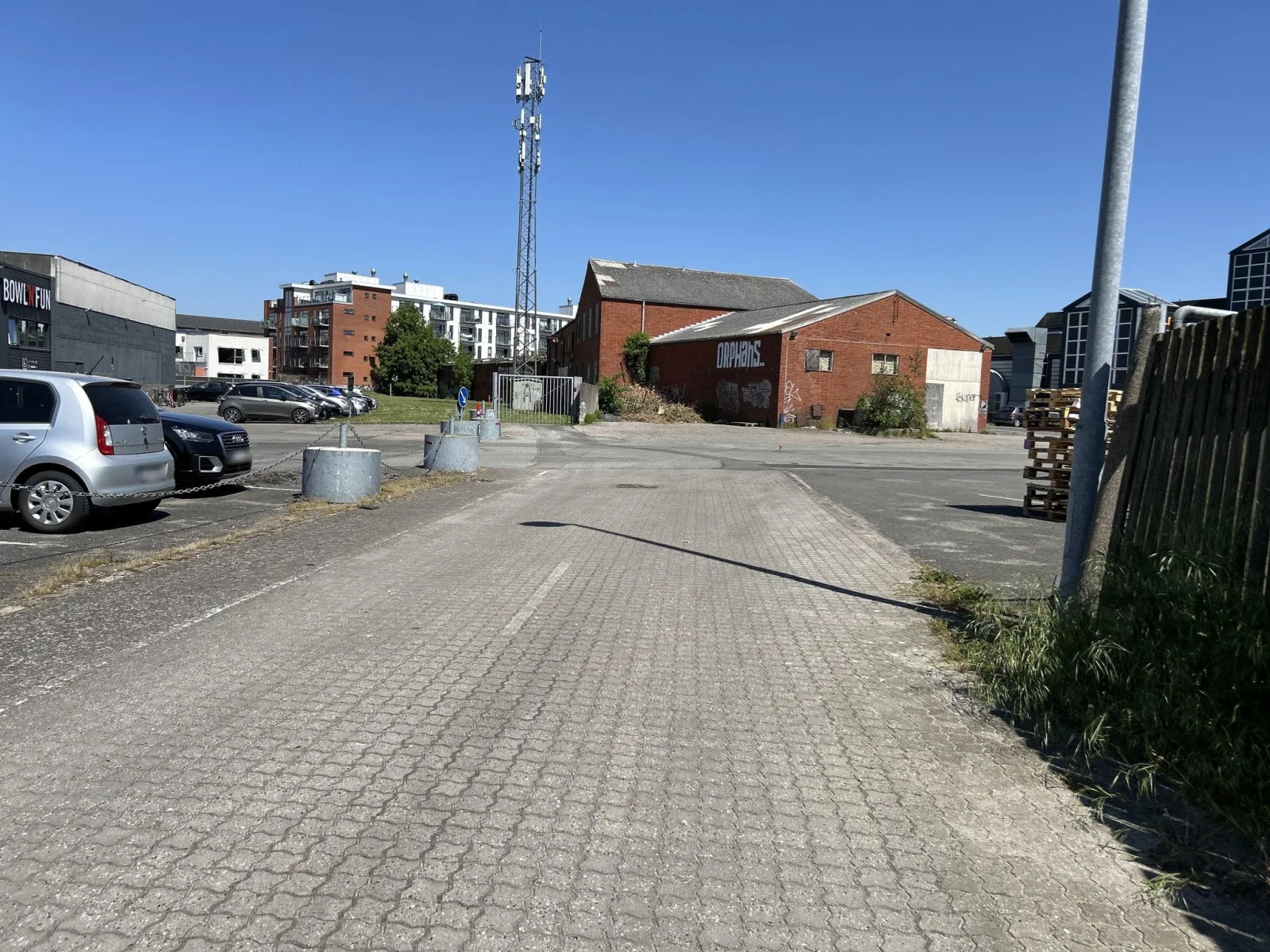 Mapillary-foto nær Bowl'n' Fun Odense