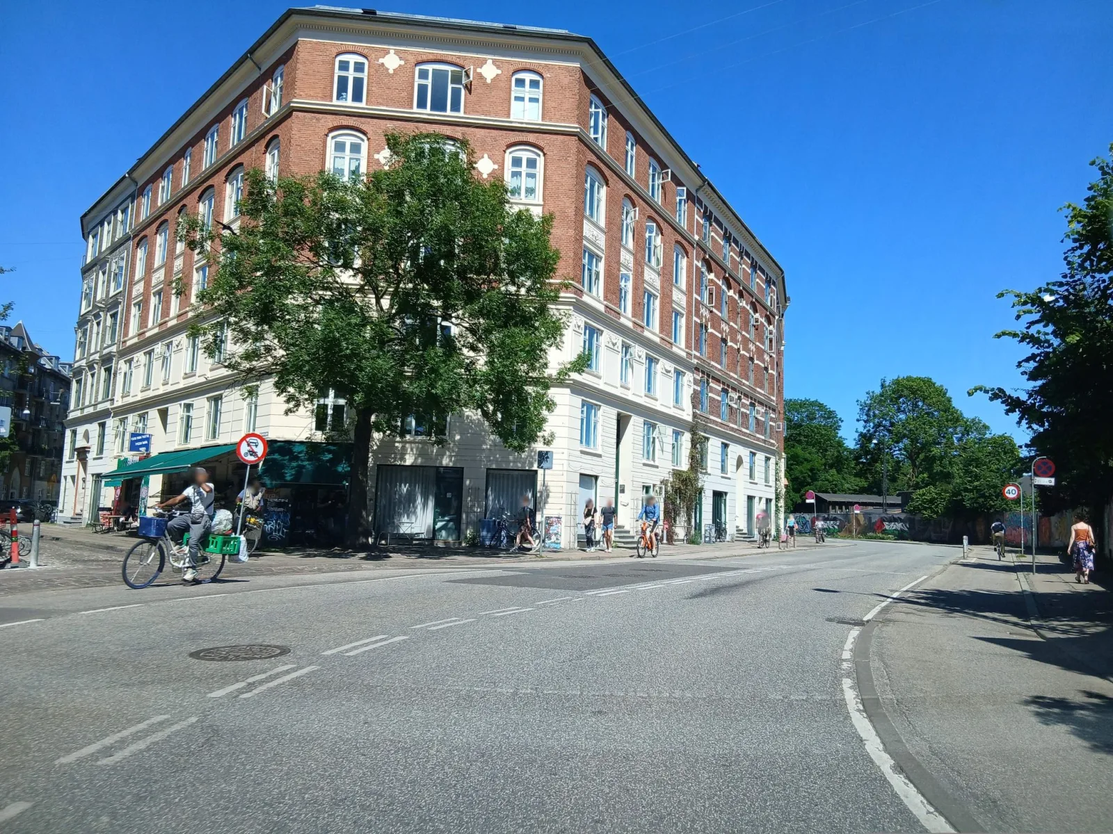 Mapillary-foto nær Cosi Fan Tutte