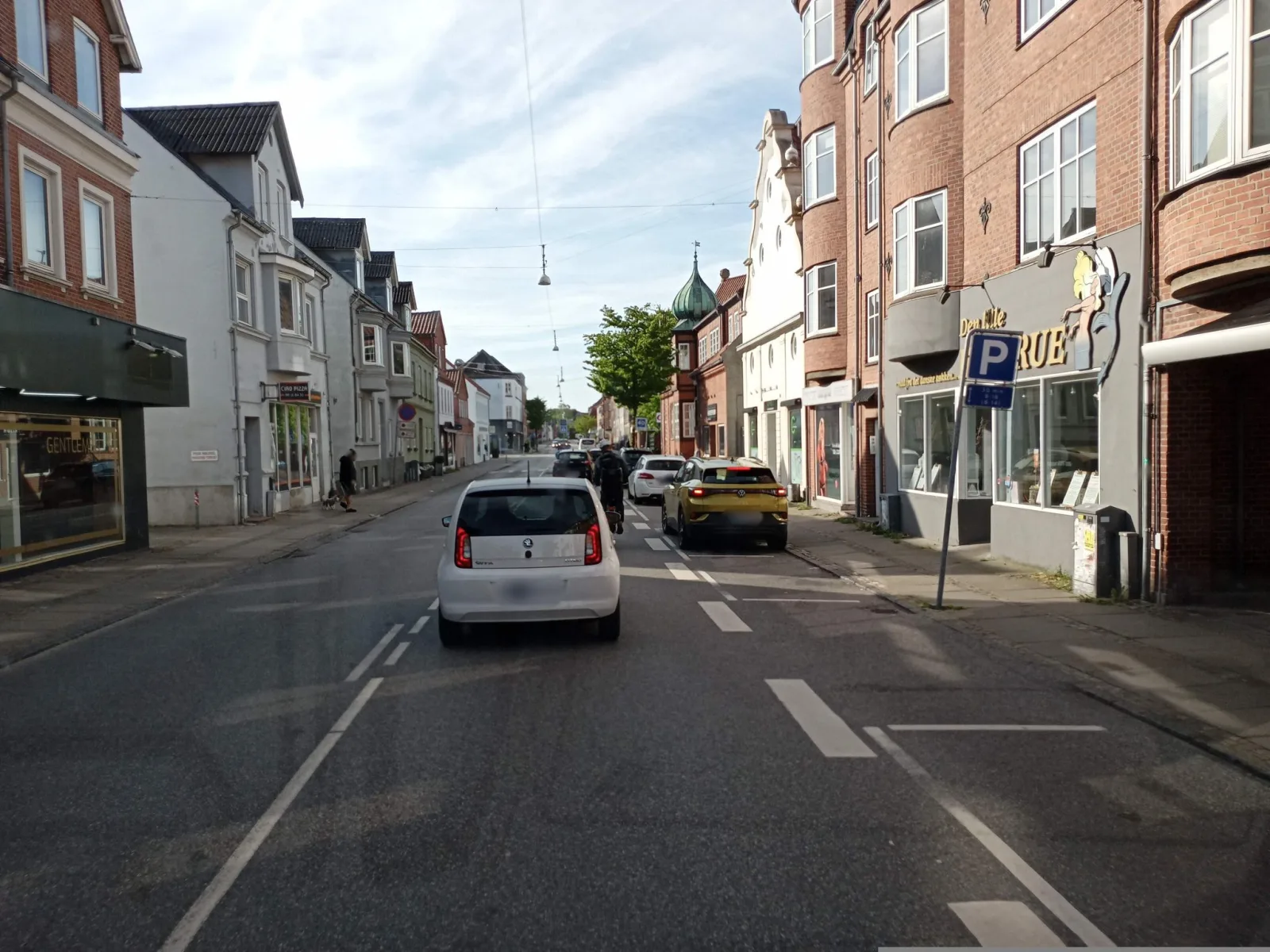 Mapillary-Foto in der Nähe von Sorrento Pizza