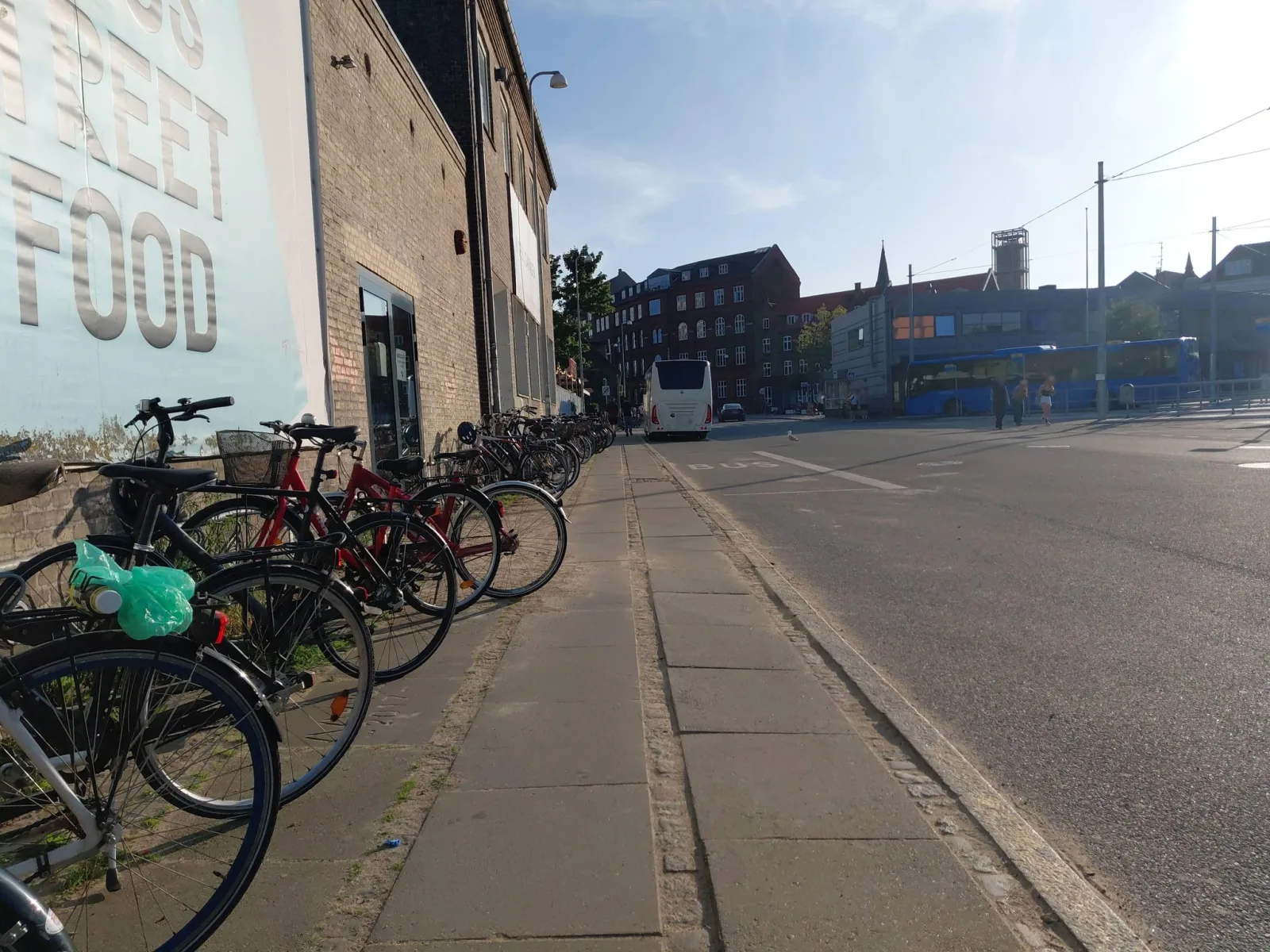 Mapillary-Foto in der Nähe von Indisk