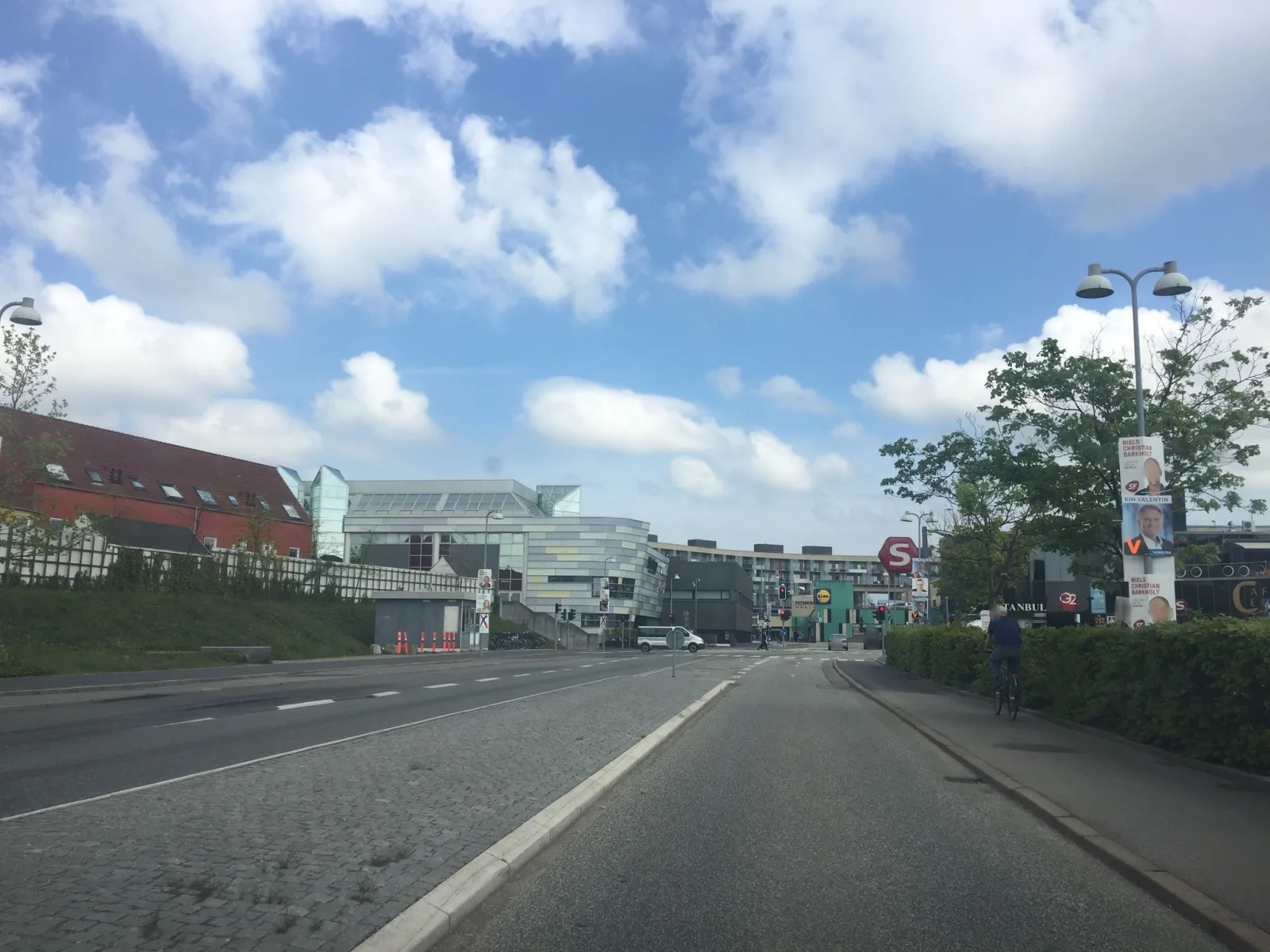 Mapillary-foto nær Daniels Burgers