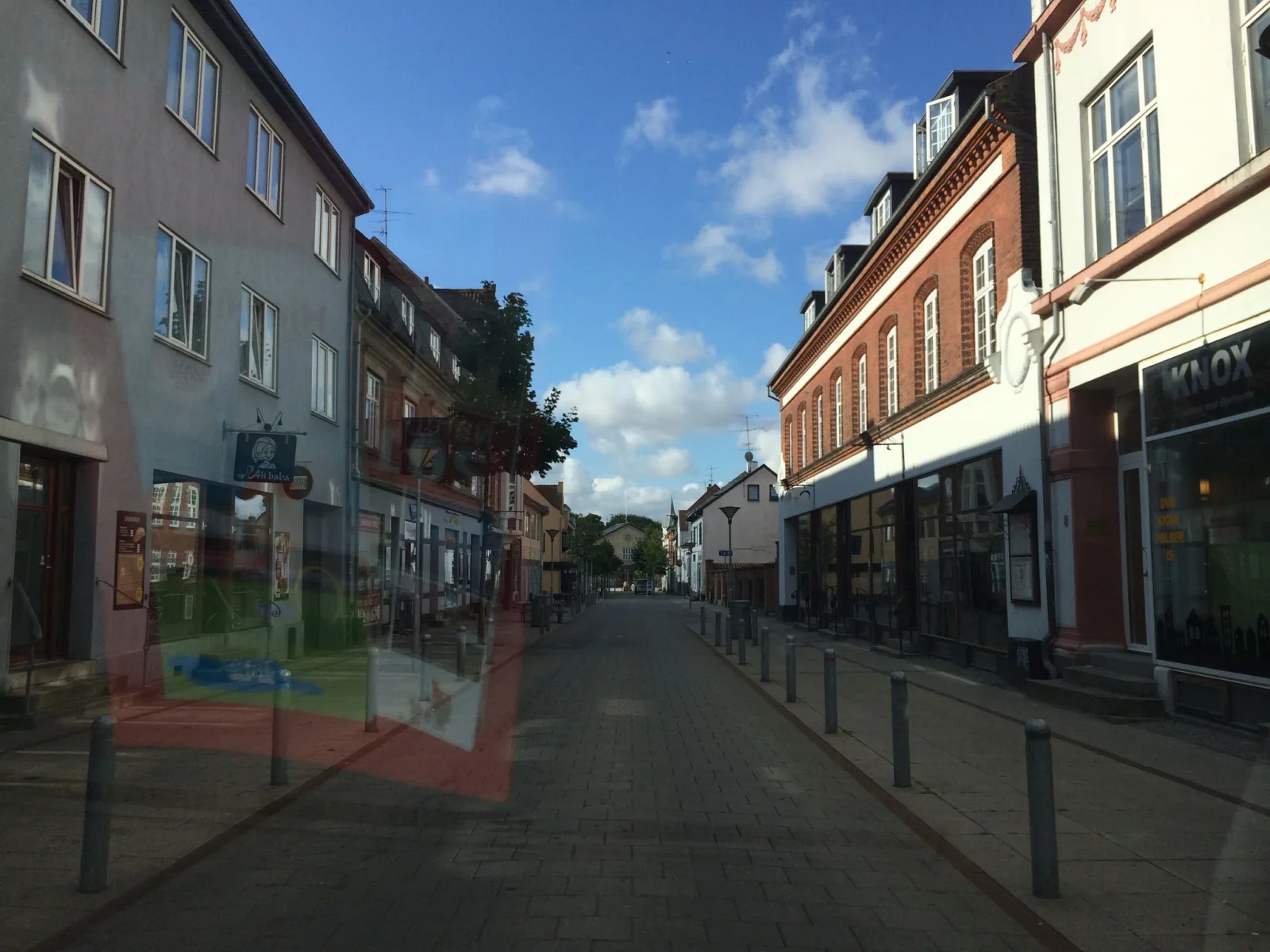 Mapillary-foto nær Super Sandwich Kiosk
