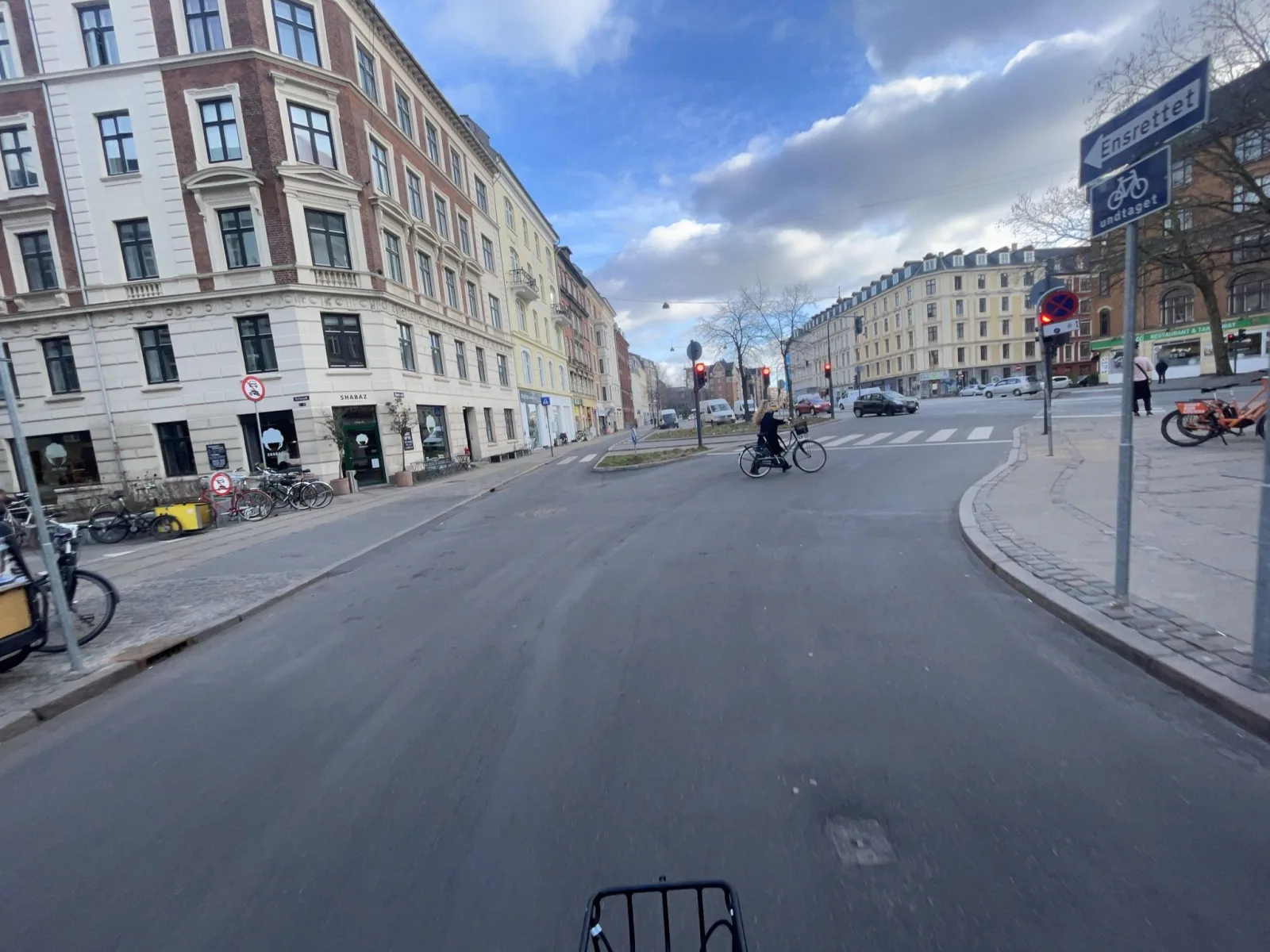 Mapillary-foto nær Darcys Kaffe