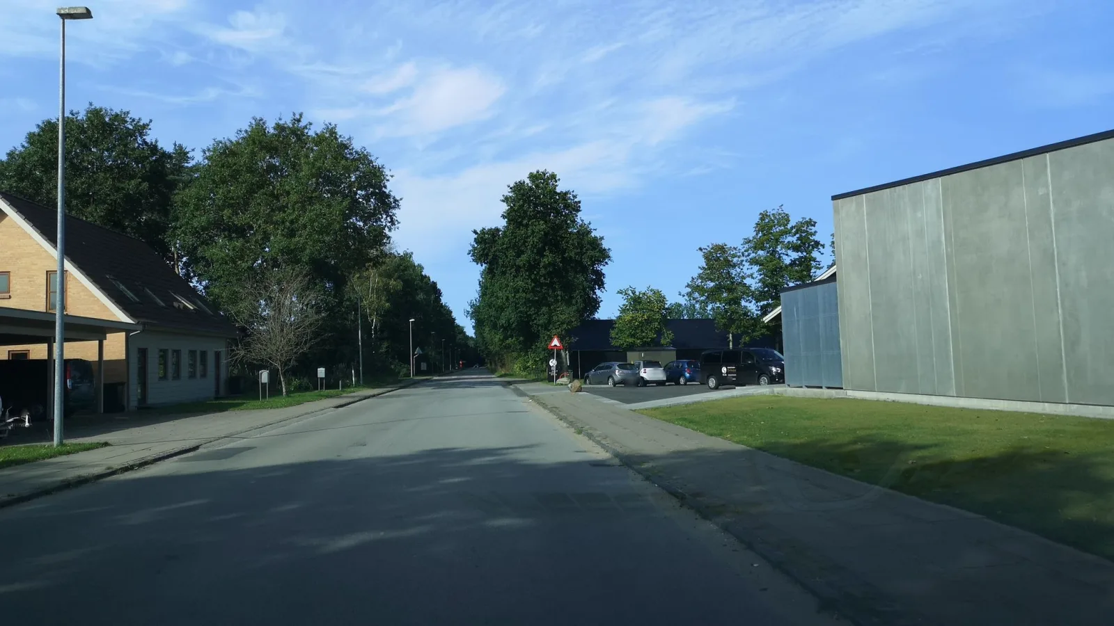Mapillary-Foto in der Nähe von ISI Idrætsskolerne Ikast Køkken