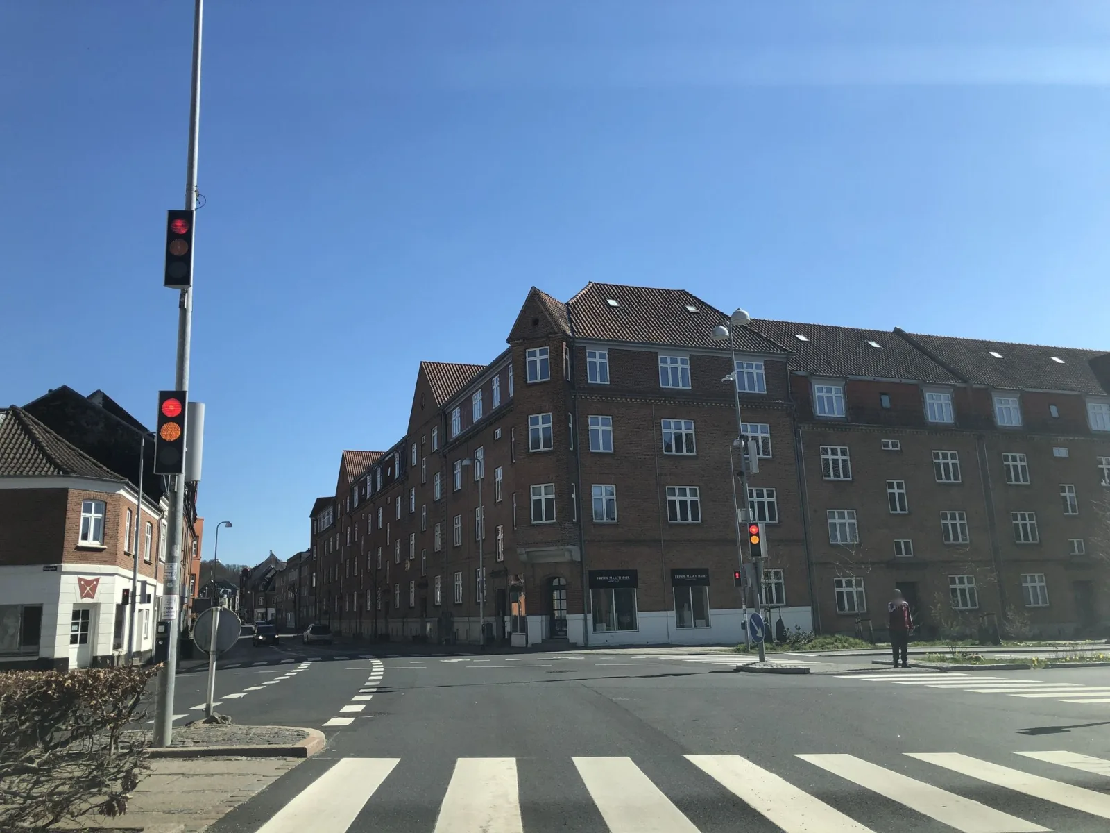 Mapillary-Foto in der Nähe von Karins Pølsebod