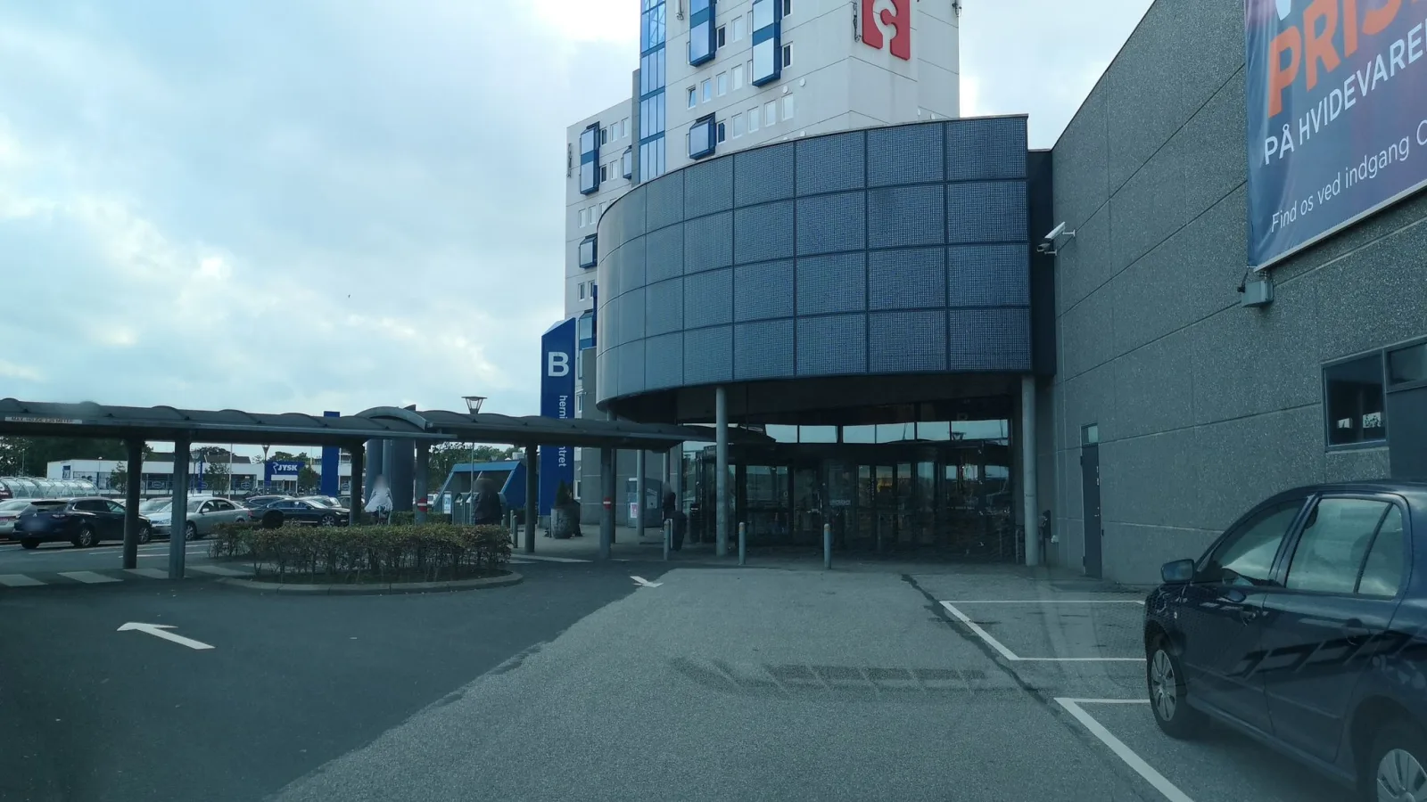 Mapillary-Foto in der Nähe von Joe & The Juice