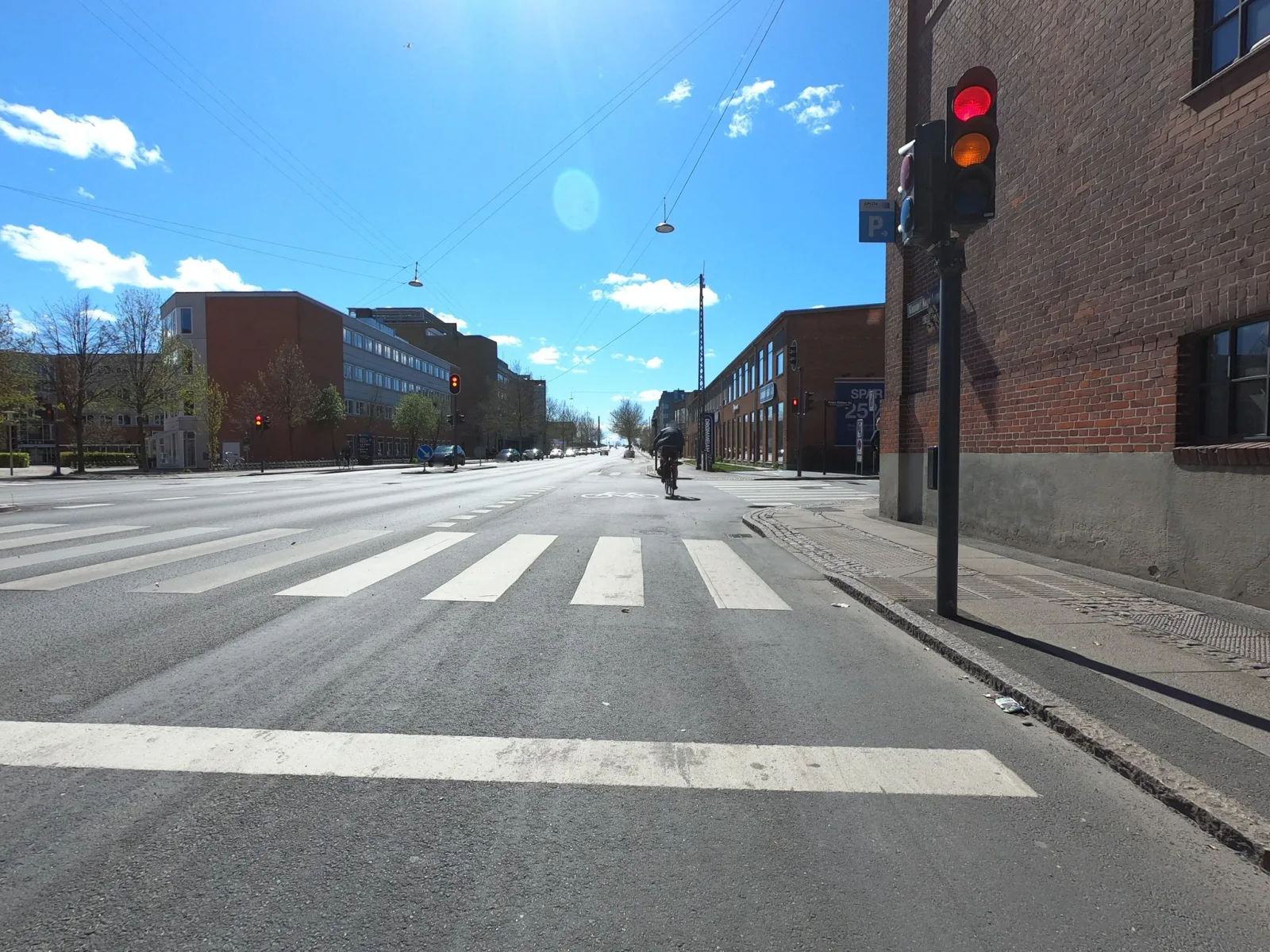 Mapillary-foto nær Doner King