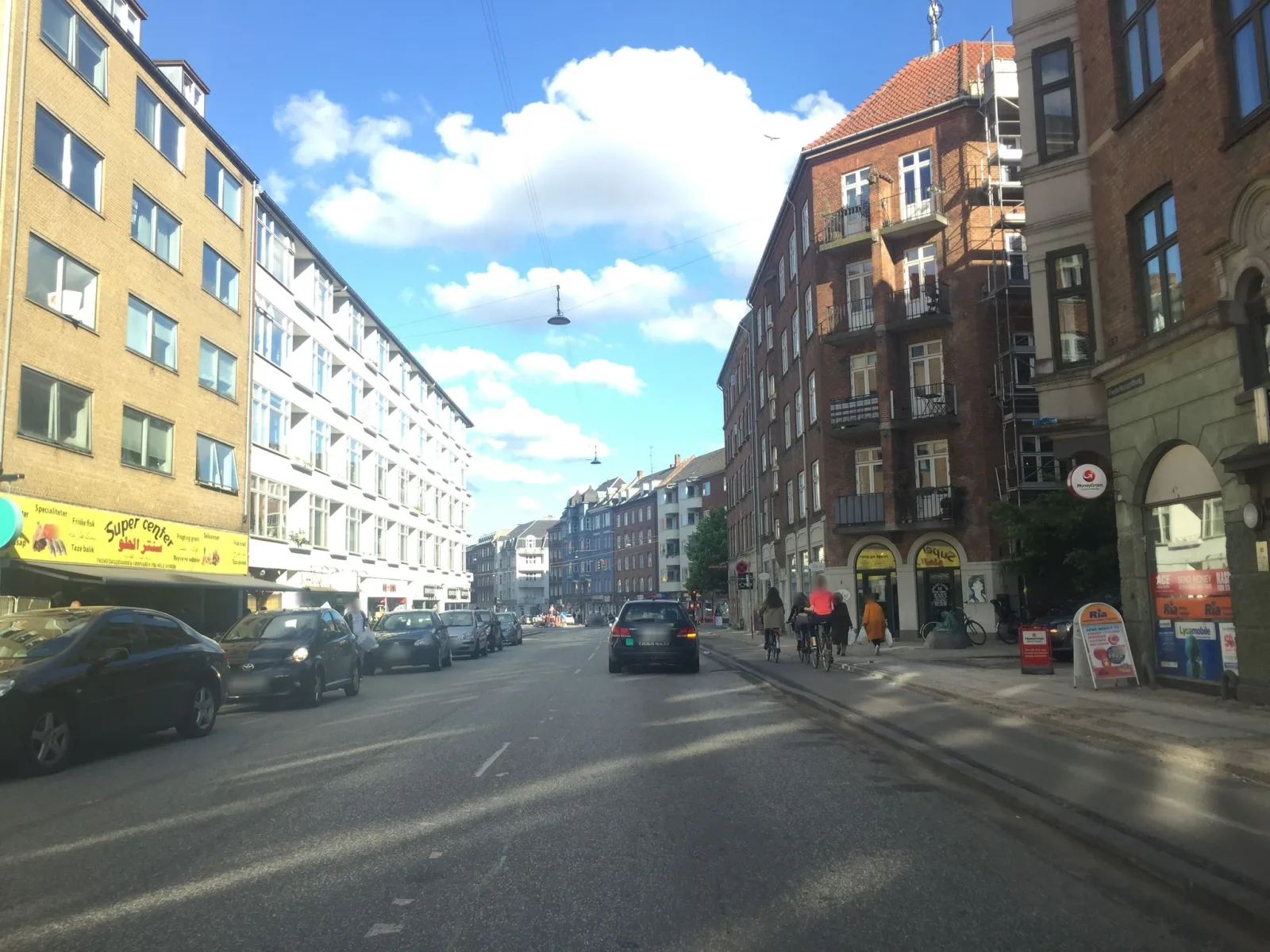 Mapillary-Foto in der Nähe von Durum Bar