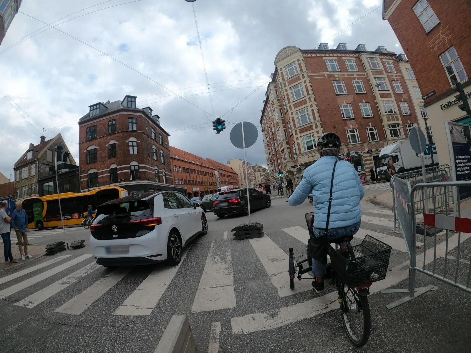 Mapillary-Foto in der Nähe von Eat in Time