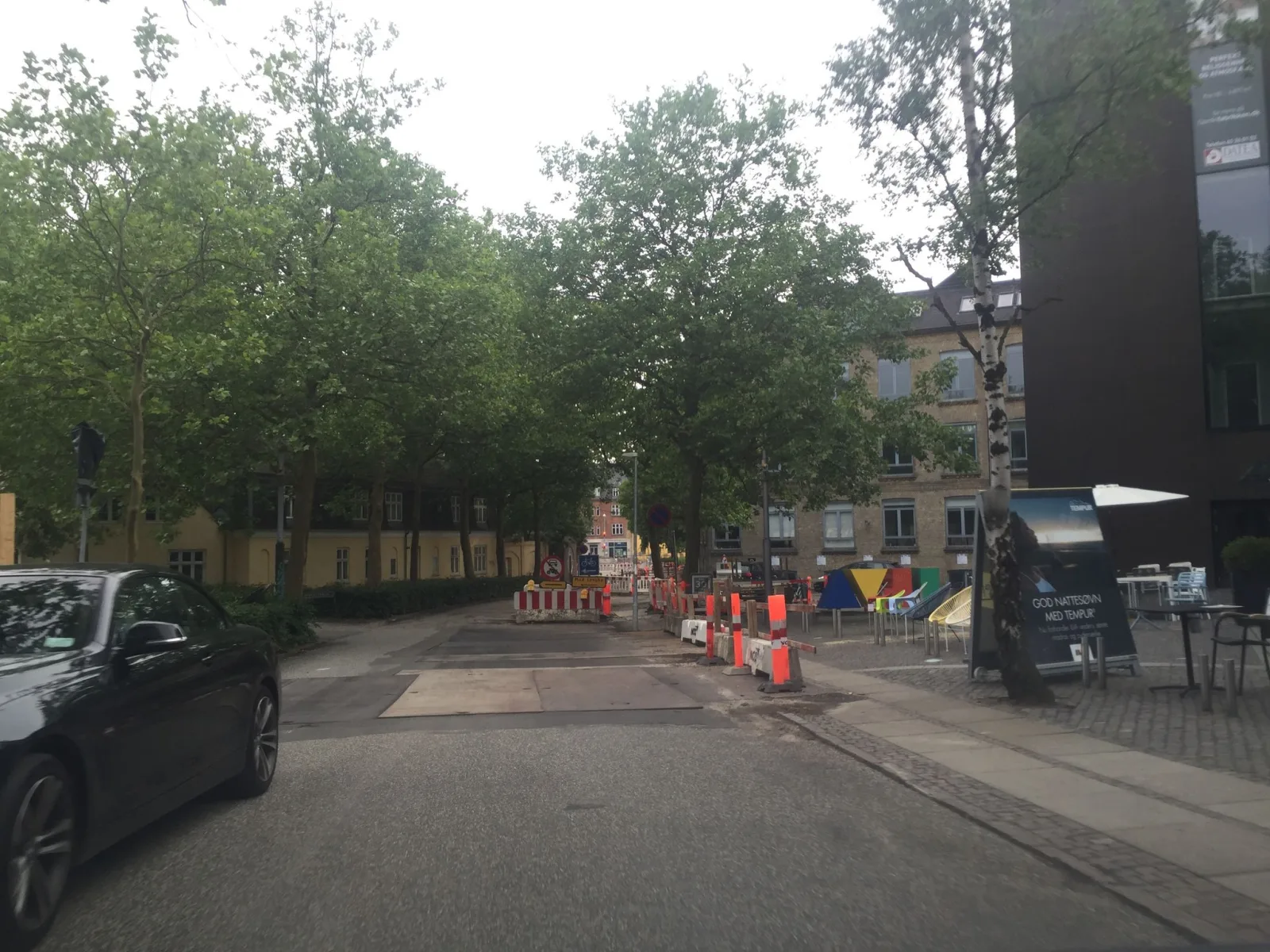 Mapillary-foto nær Ella - Sandwich slice and fries