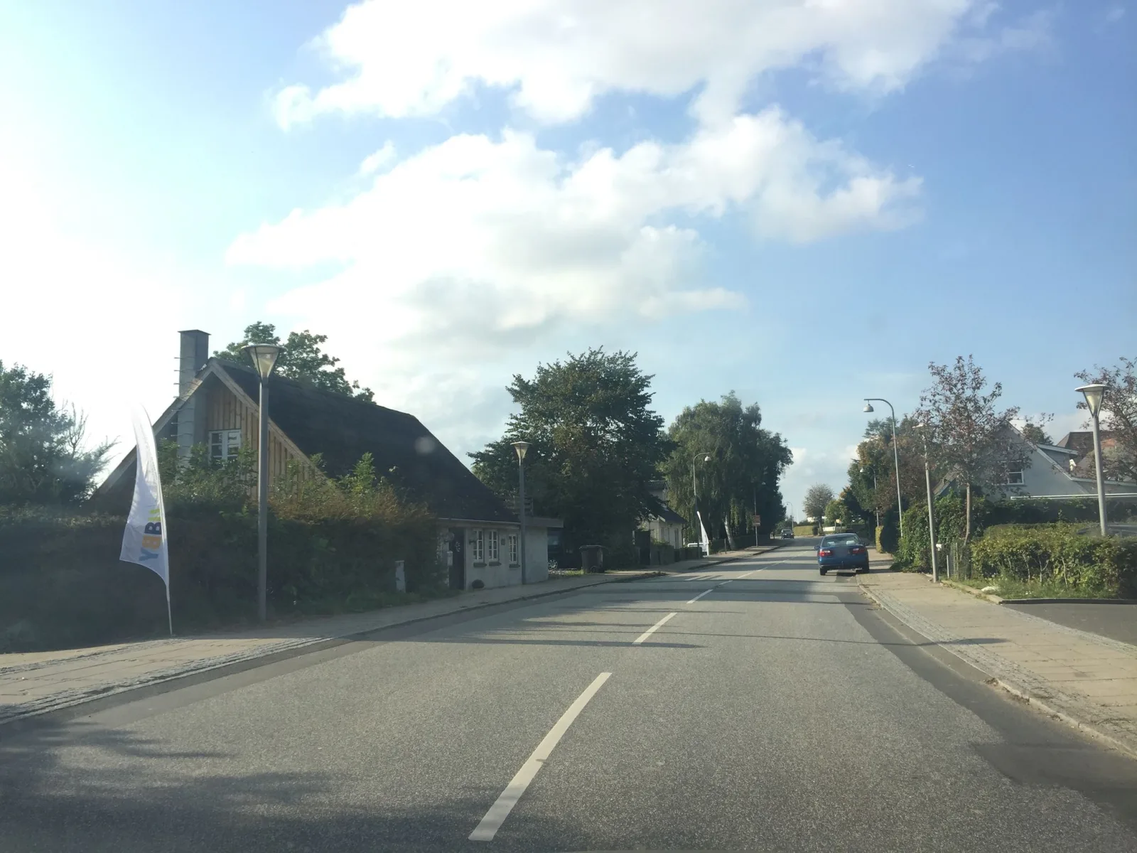 Mapillary-Foto in der Nähe von Ubby Pizzaexpress