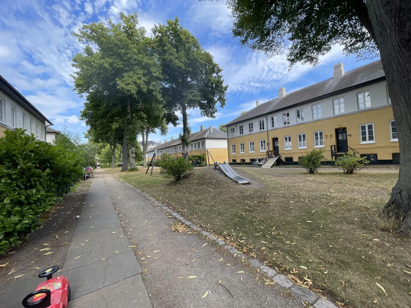 Mapillary-foto nær Brumleby Museum