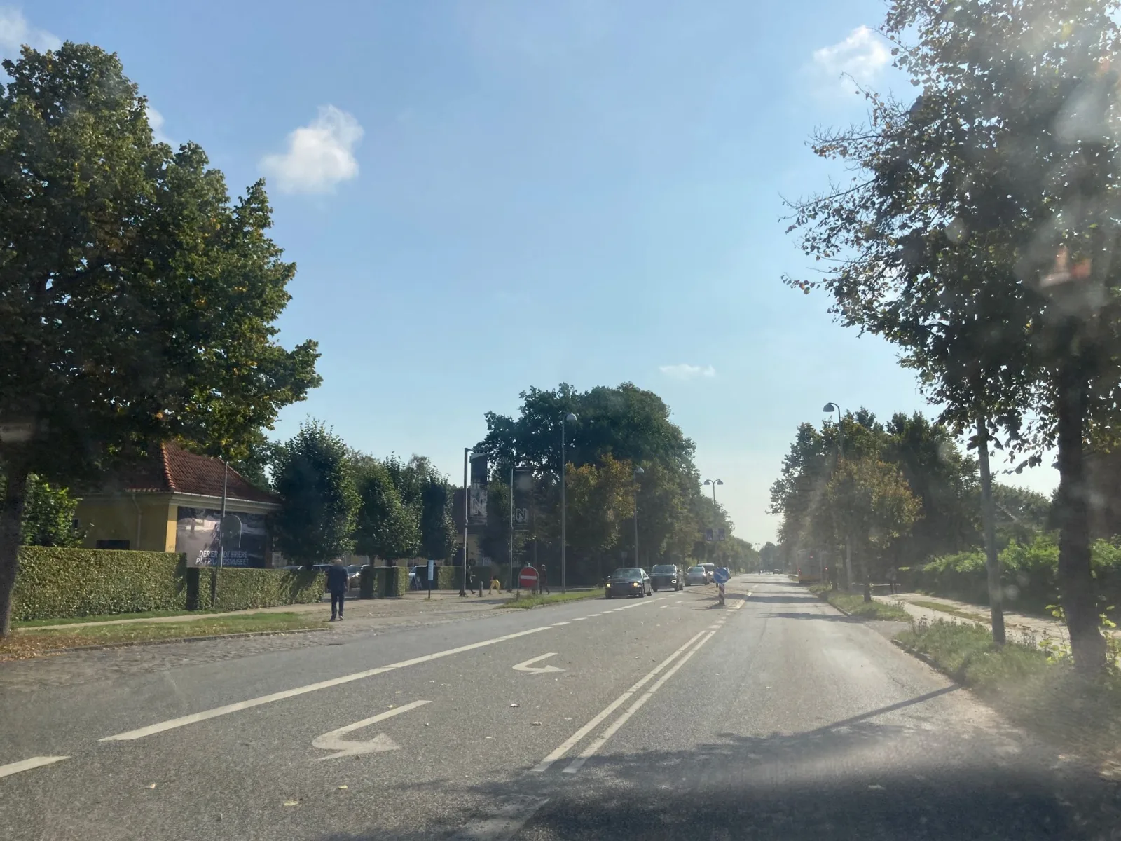 Mapillary-foto nær Classic Car House