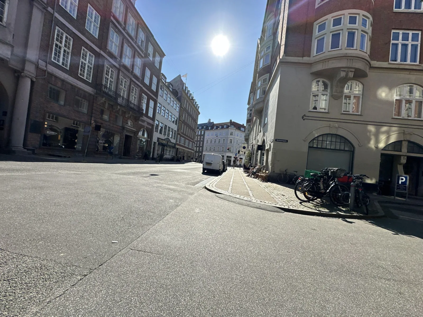 Mapillary-foto nær Frederik Næblerød Family Affair
