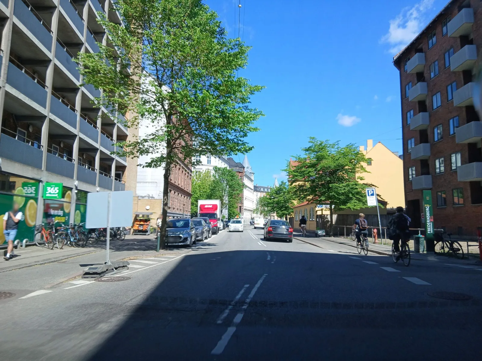 Mapillary-foto nær Galleri Puls Art