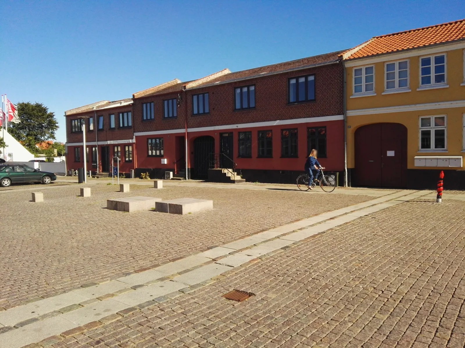 Mapillary-foto nær Nielsen, Bøgh og Folke