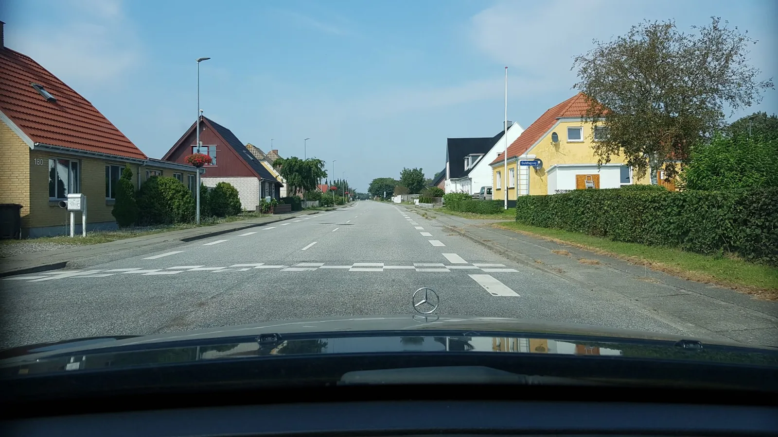 Mapillary-Foto in der Nähe von Remisen