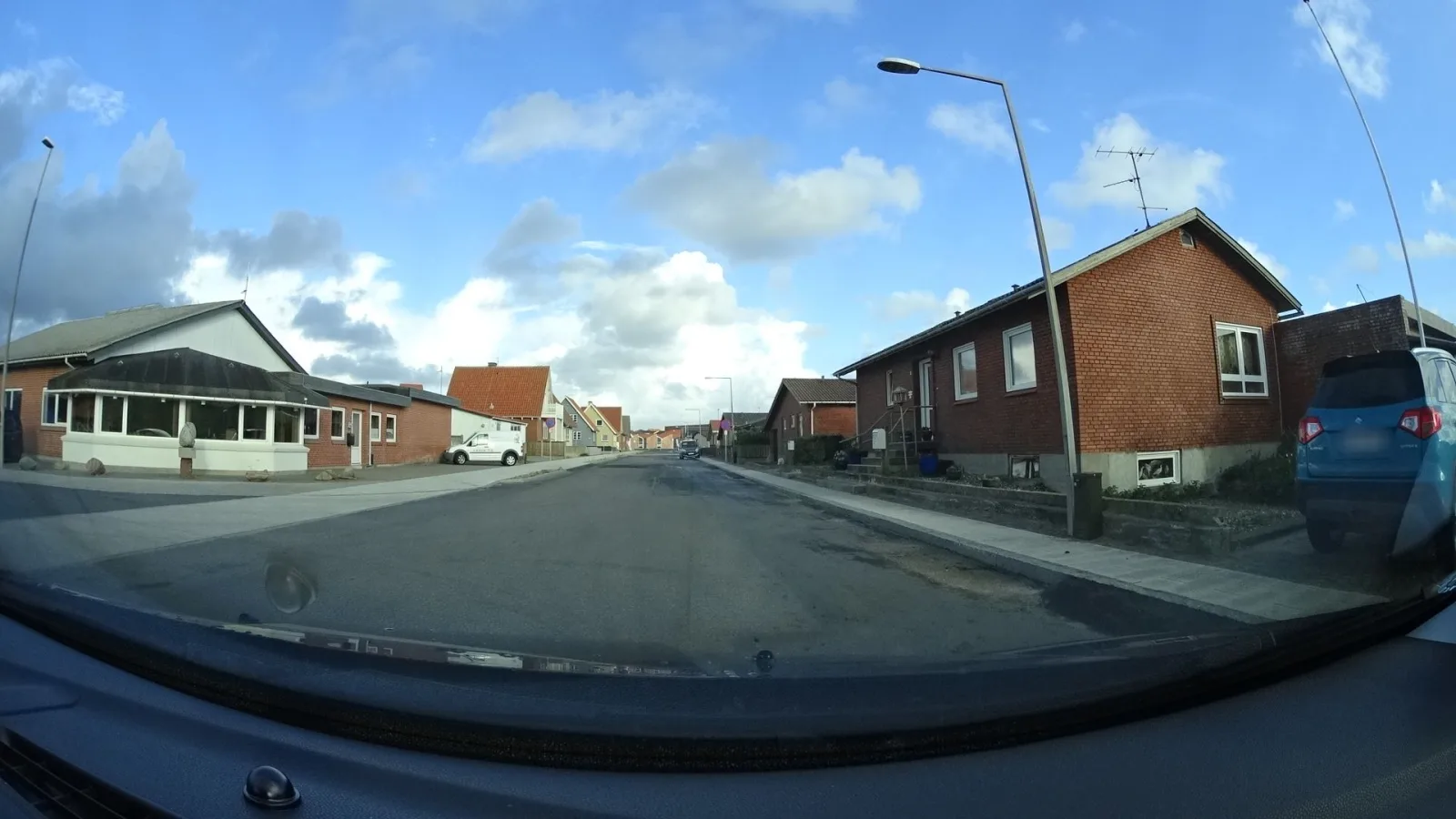 Mapillary-Foto in der Nähe von Jyllandsakvariet Hvide Sande