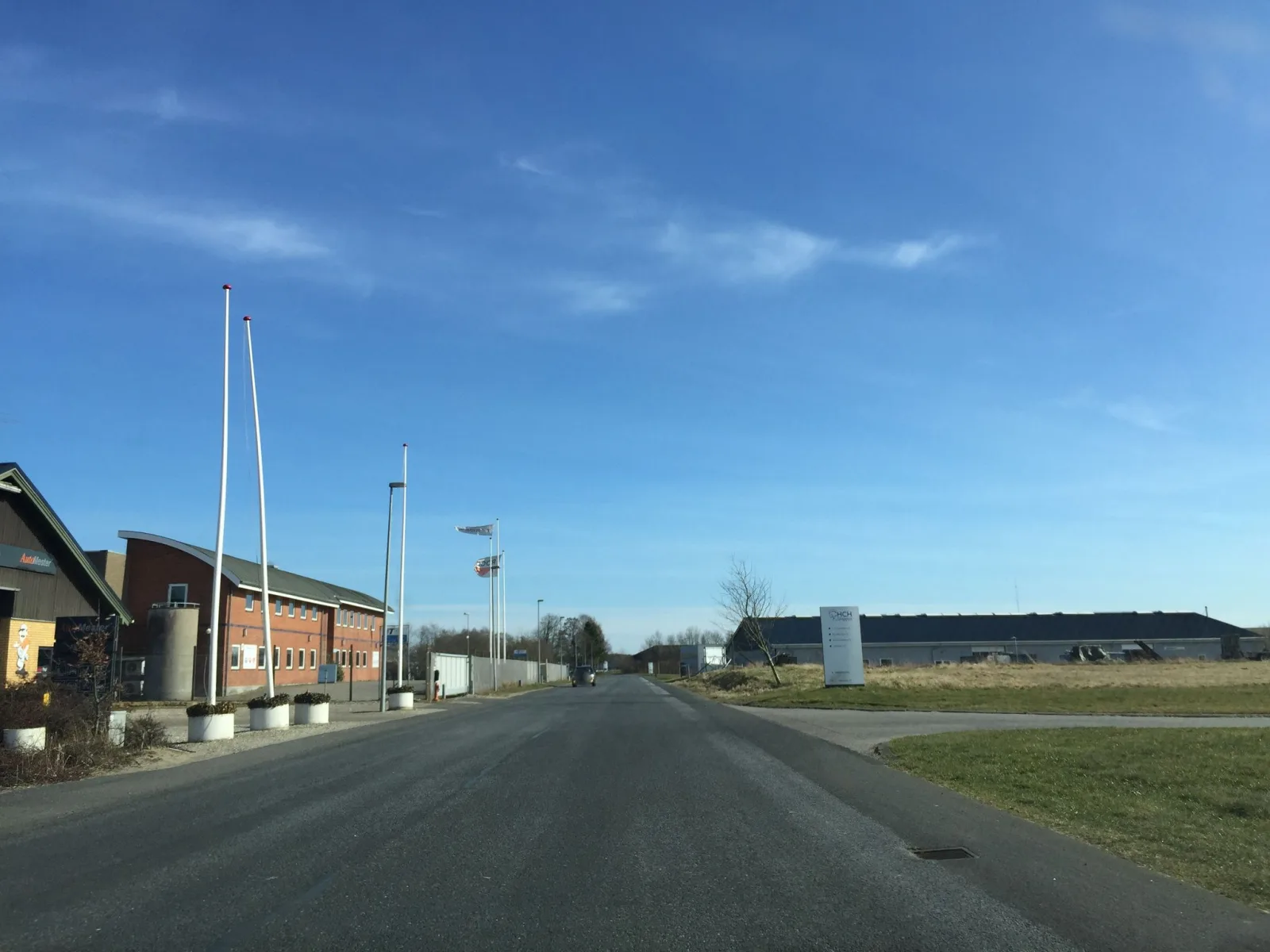 Mapillary-Foto in der Nähe von Linak Kantine