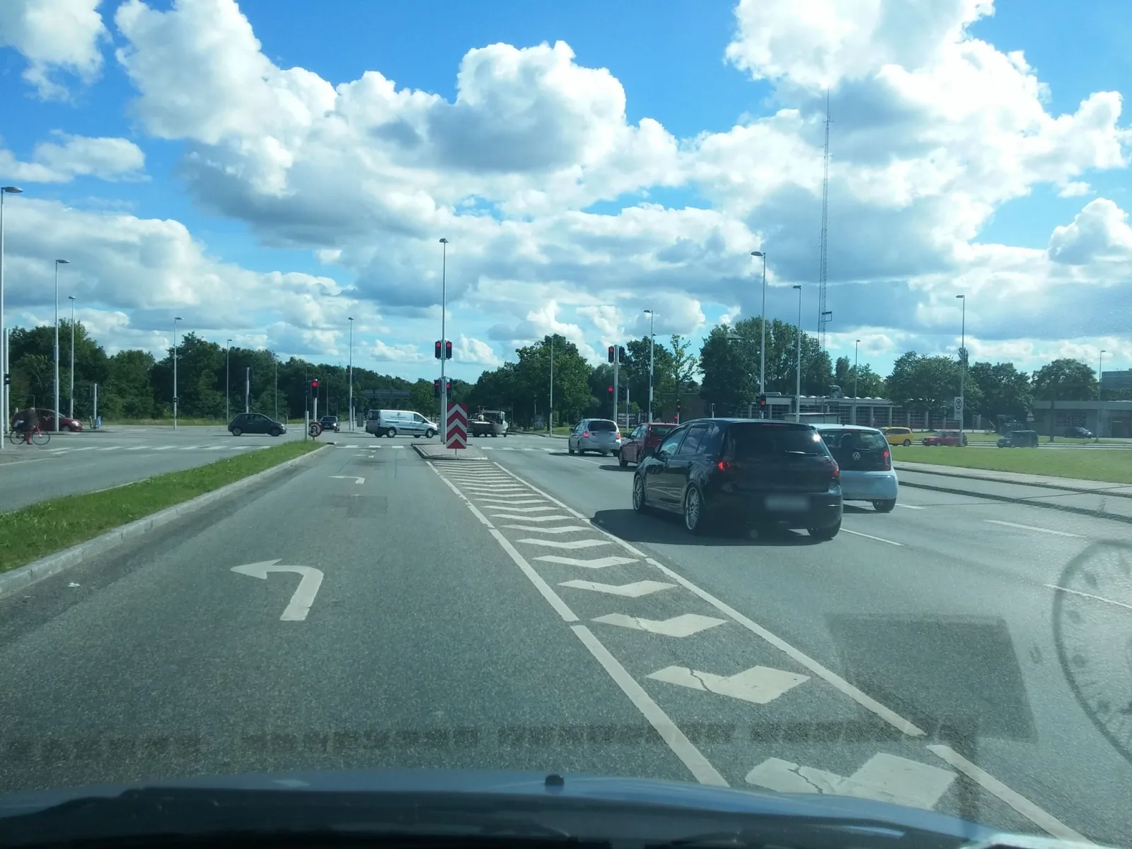 Mapillary-foto nær McDonald's