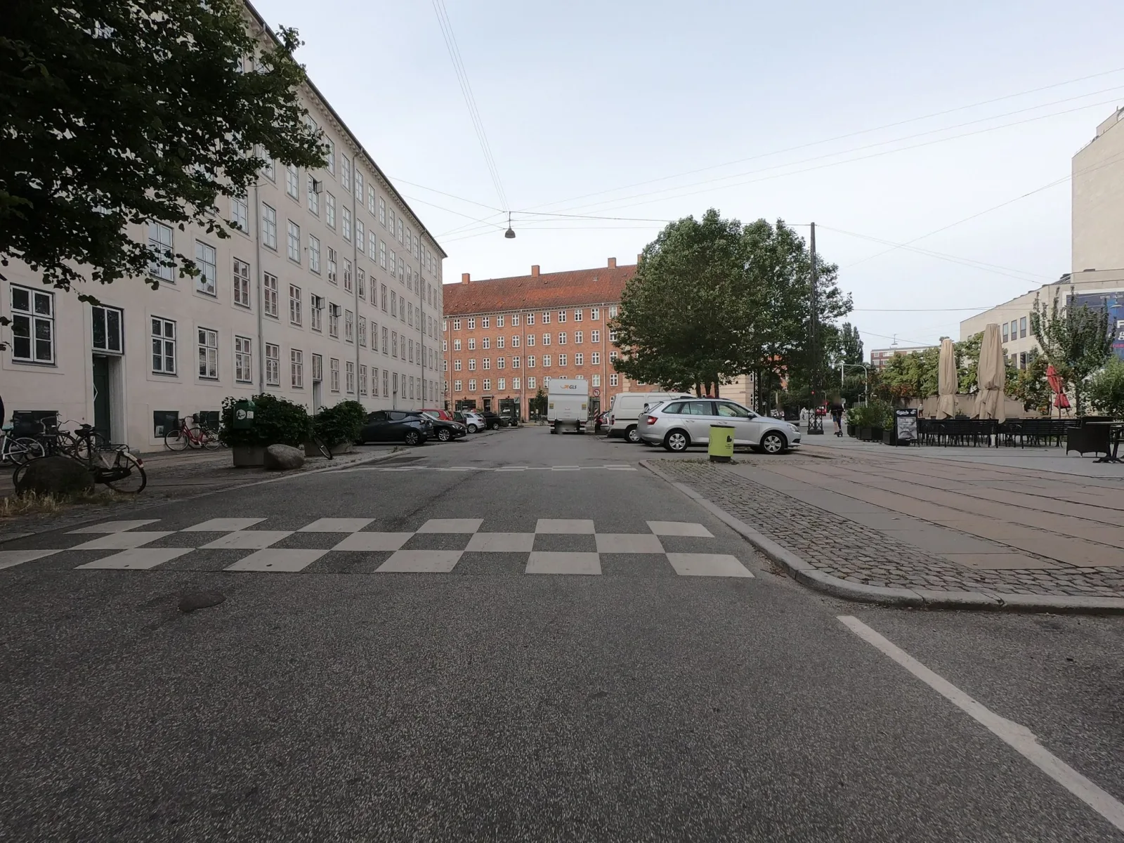 Mapillary-Foto in der Nähe von Fata'Morgana