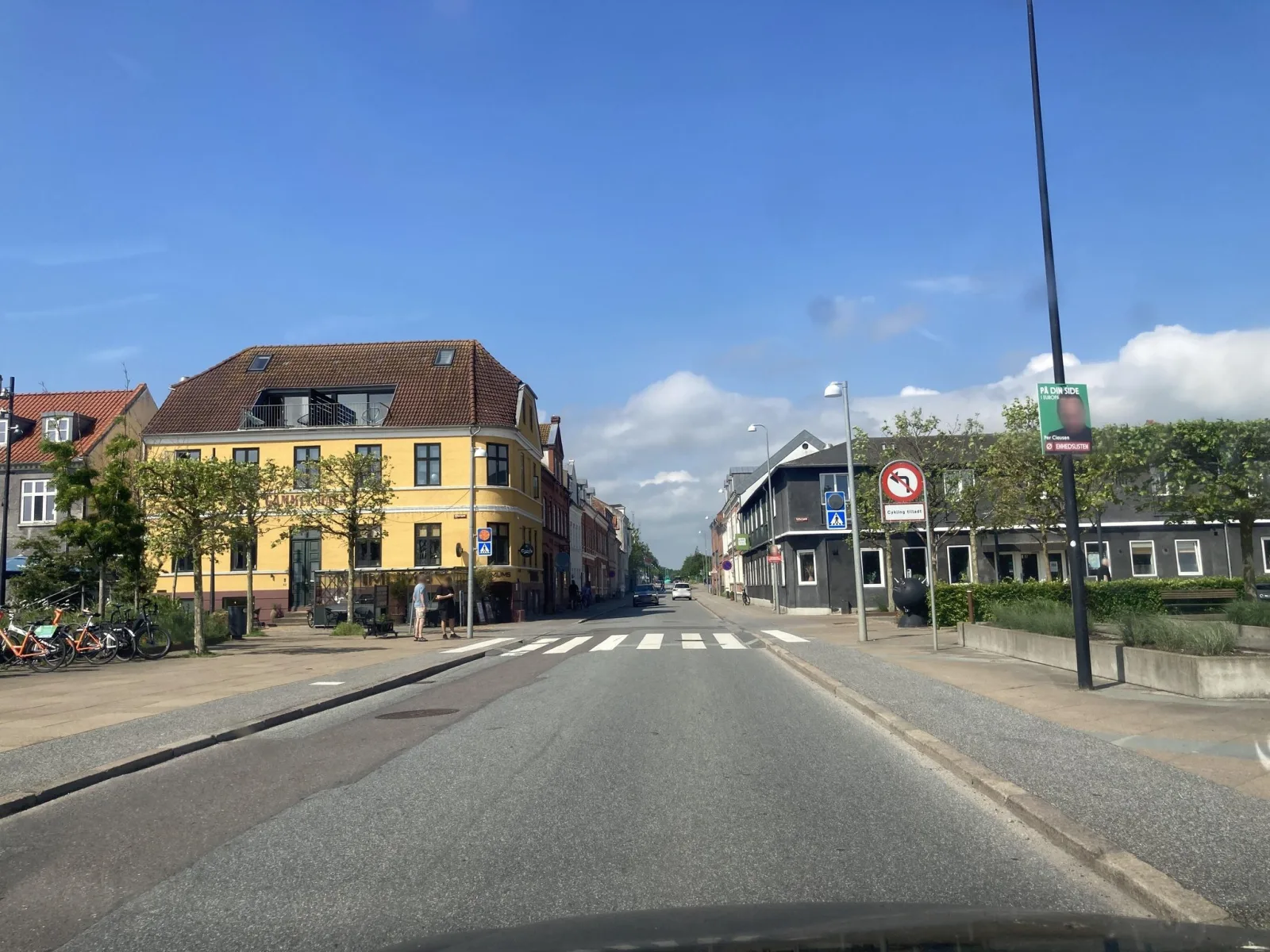Mapillary-foto nær Mums