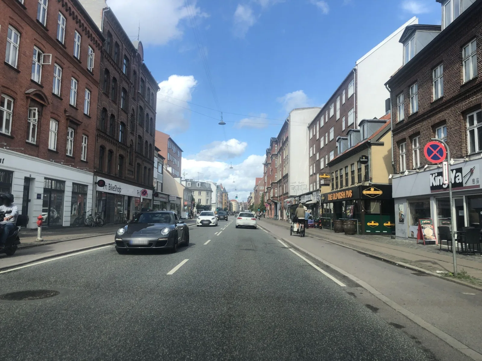 Mapillary-foto nær Flo's Pizza