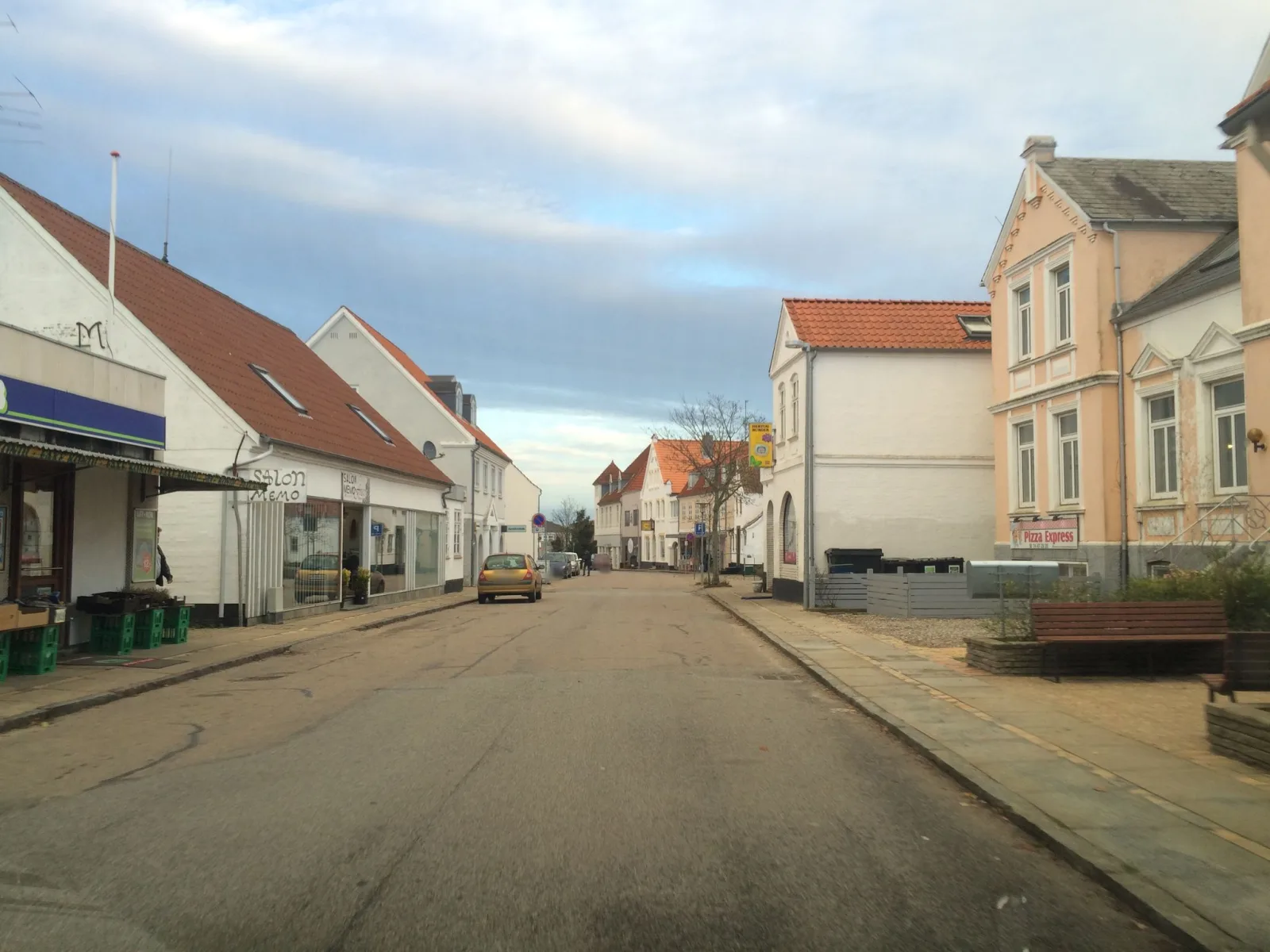 Mapillary-foto nær Noahs Pizza og Grill
