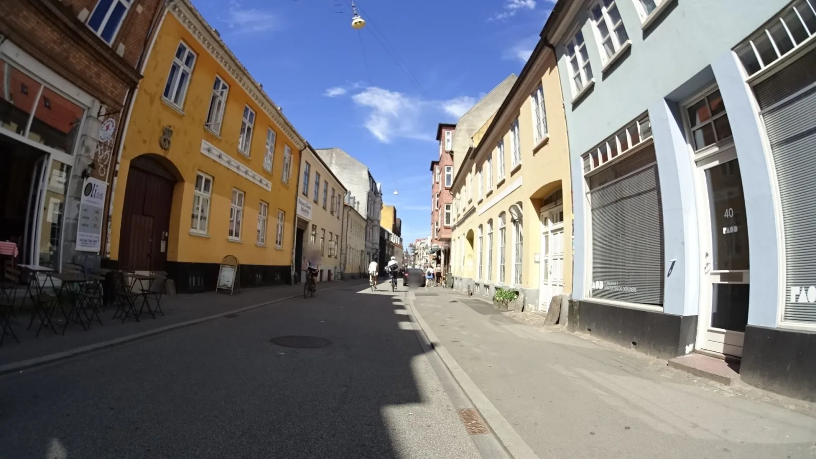 Mapillary-Foto in der Nähe von Merles Kaffebar