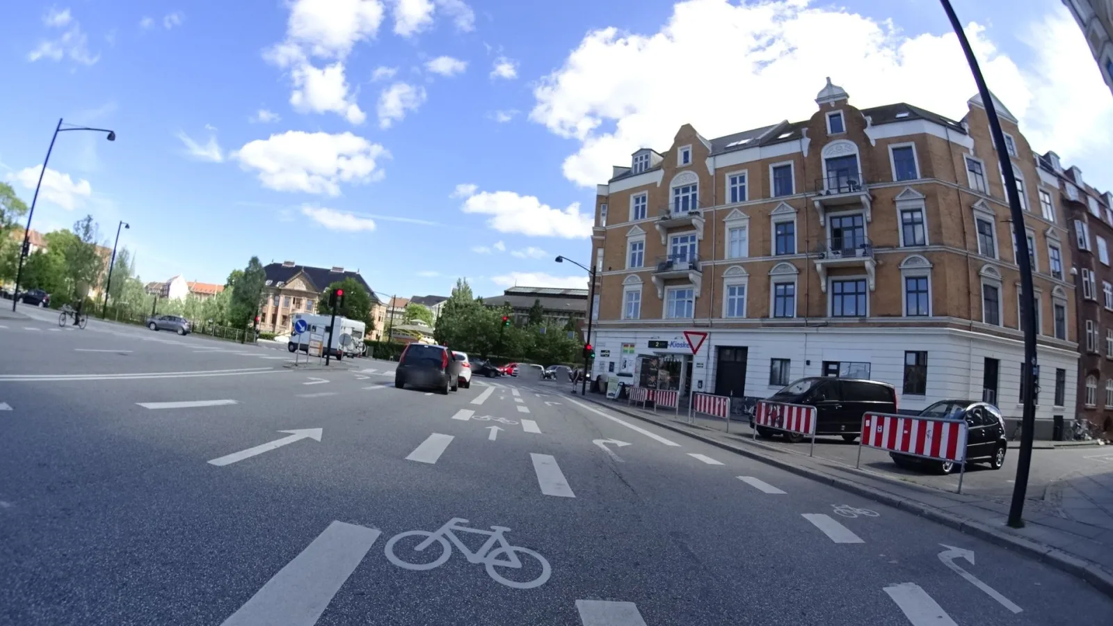 Mapillary-Foto in der Nähe von Miro Vin