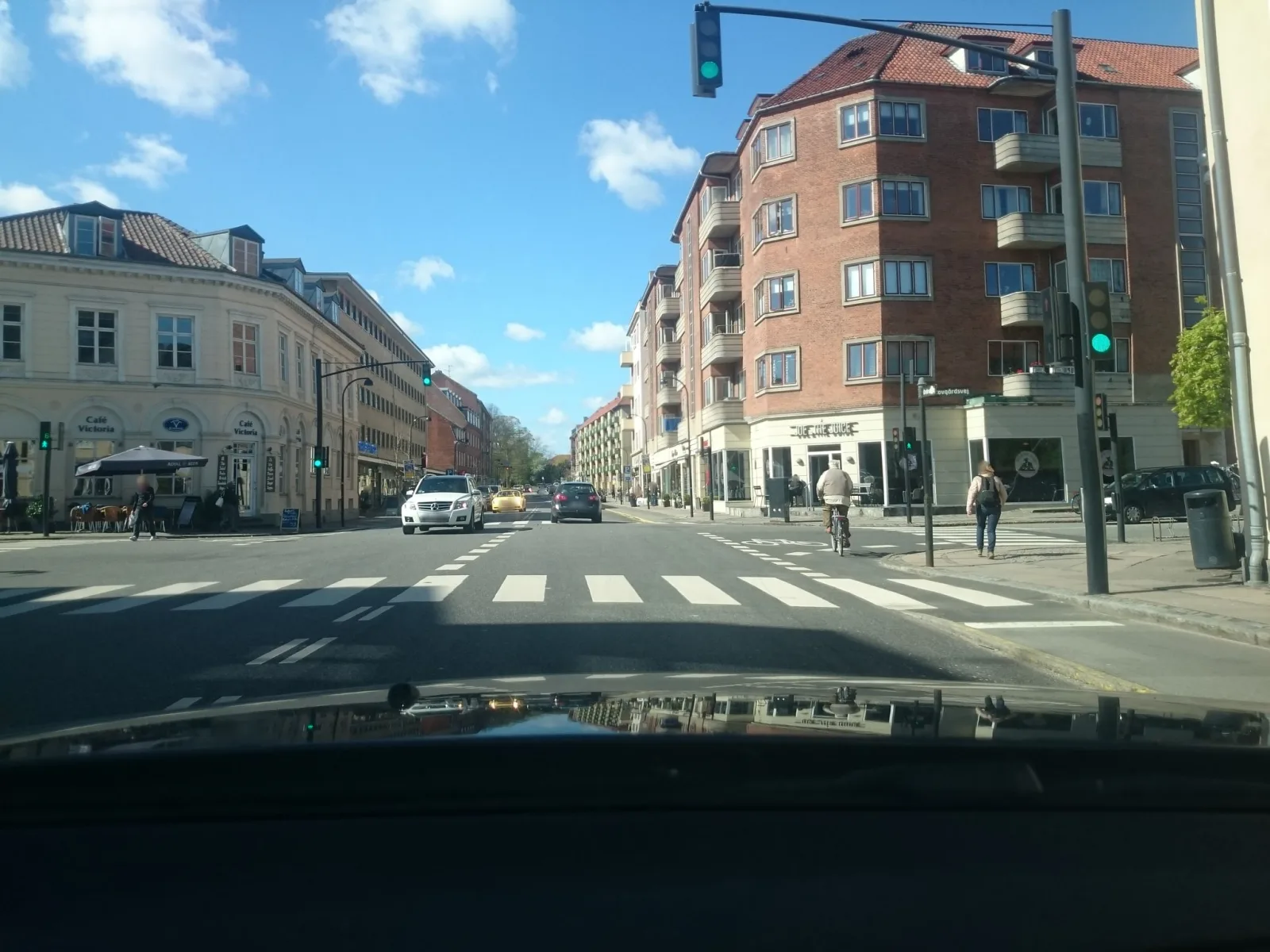Mapillary-foto nær Freezos Feast